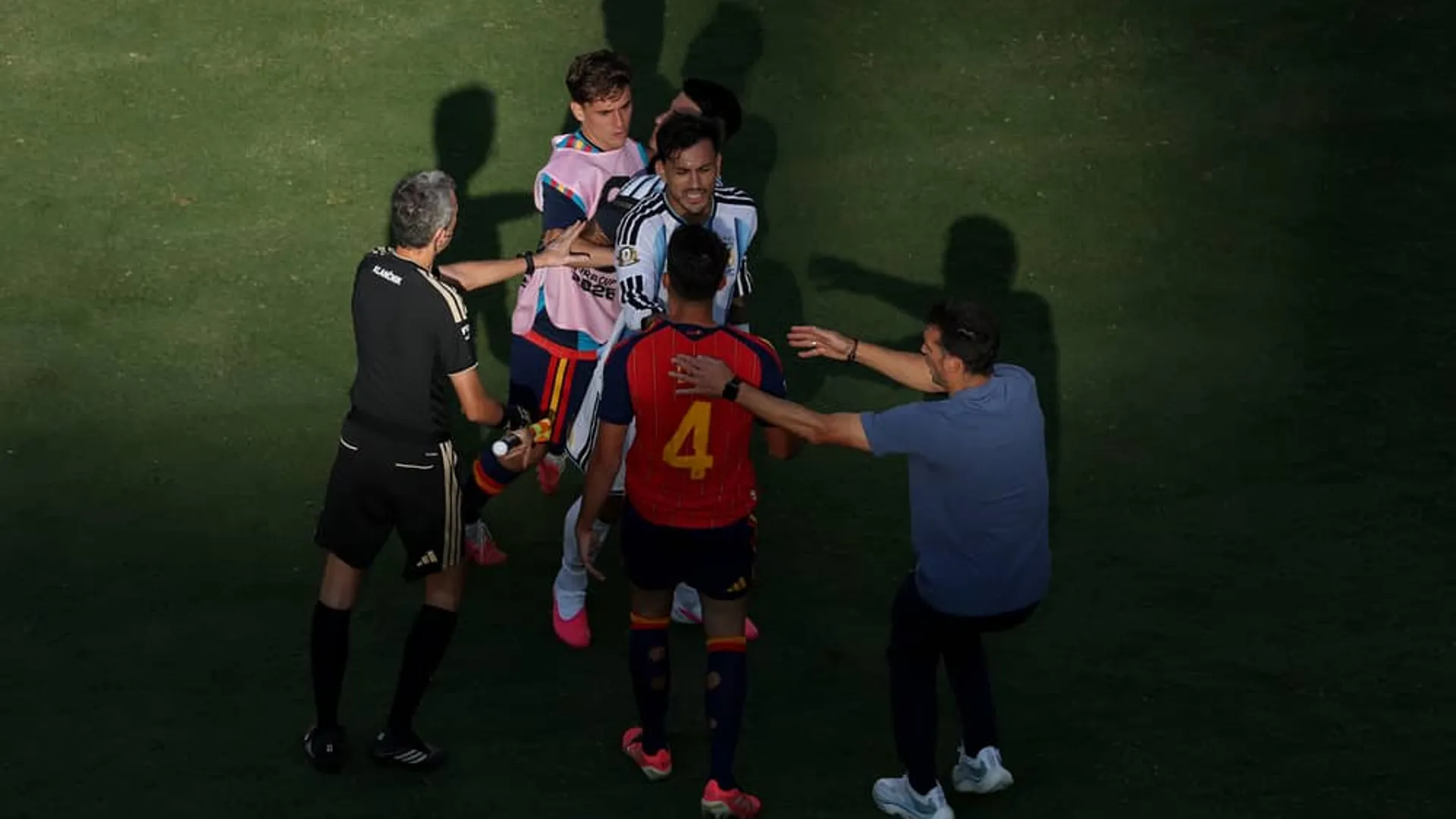FIFA habilita a Argentina a cumplir sanciones en amistosos tras el Mundial 2026