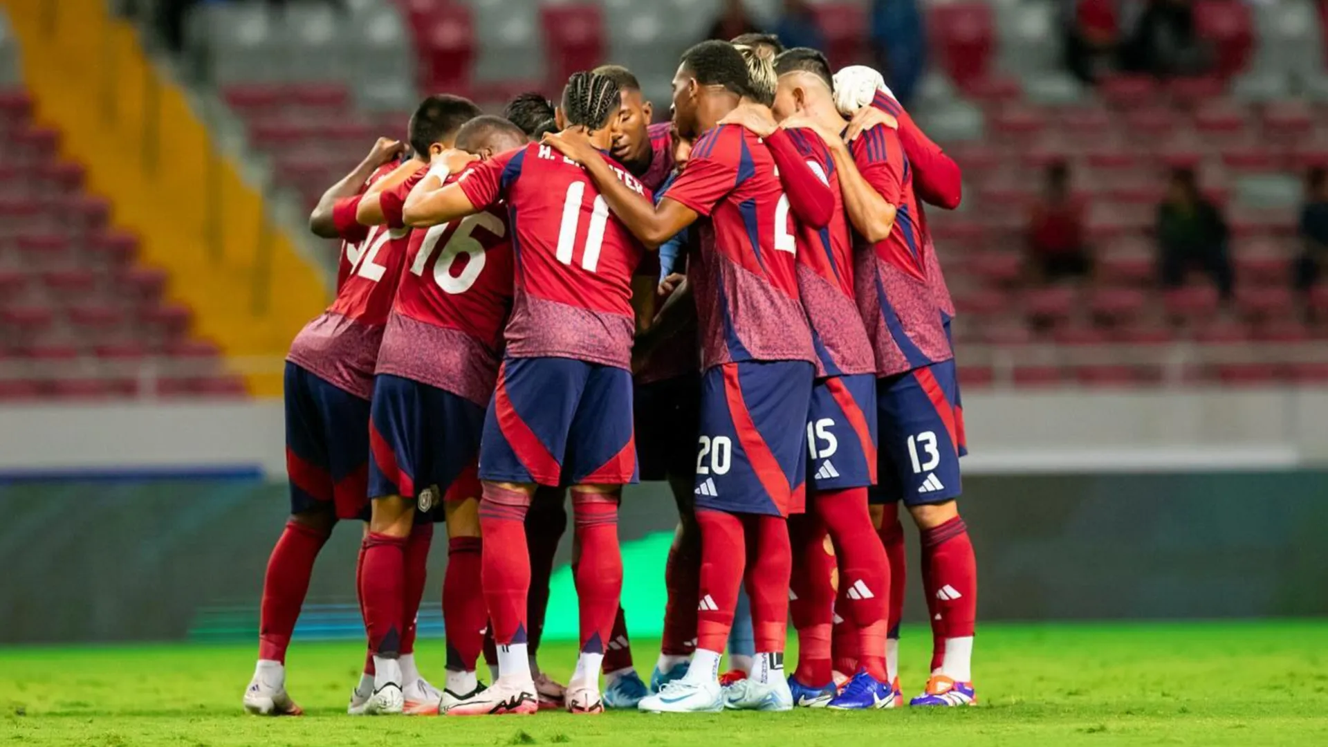 Salió campeón mundial, dirigió a las mejores selecciones y lo nombran para Costa Rica: “Sería excelente”