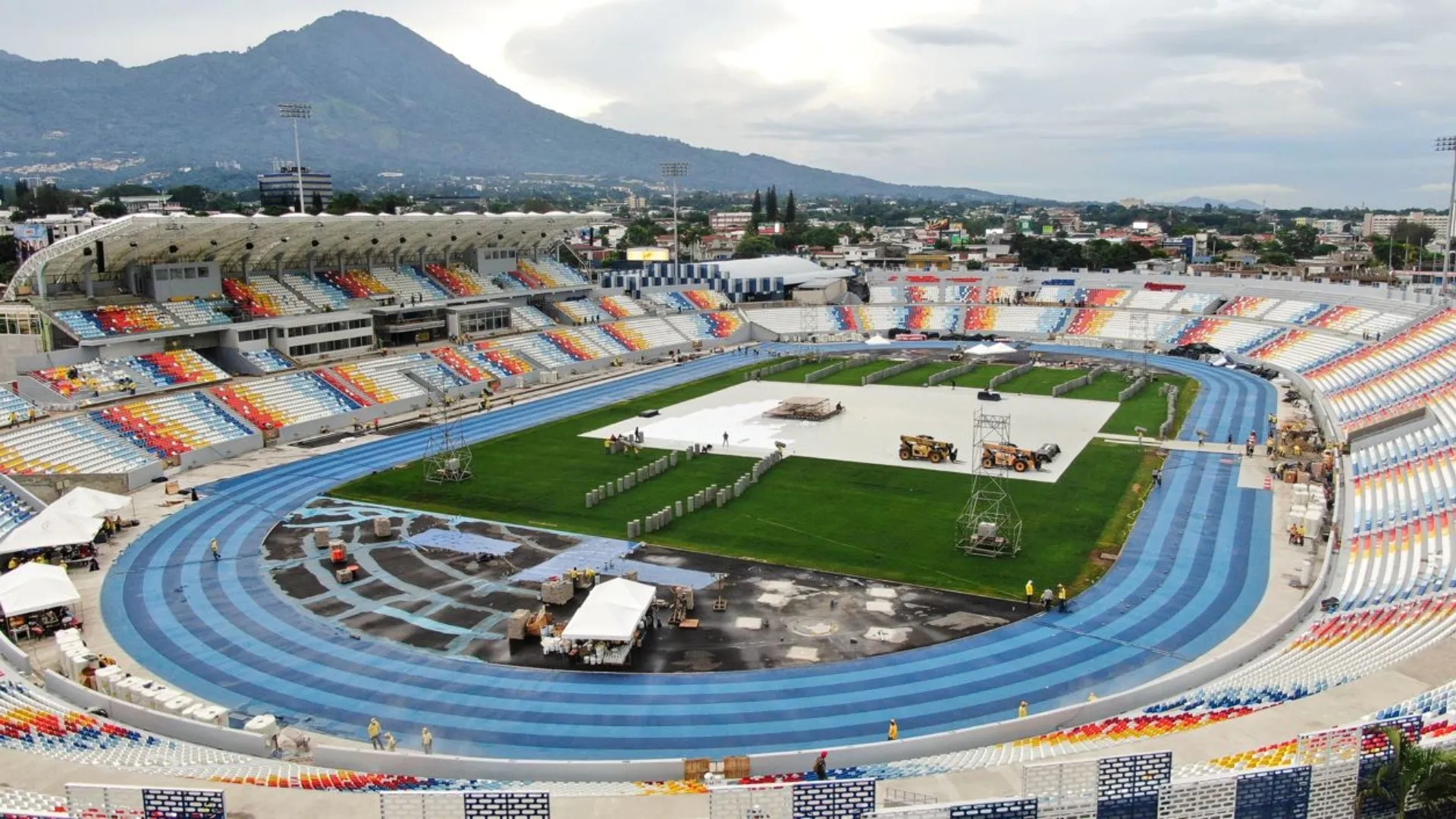 Ya hay rival para inaugurar el Estadio Mágico González. (Foto: Diario de El Salvador)