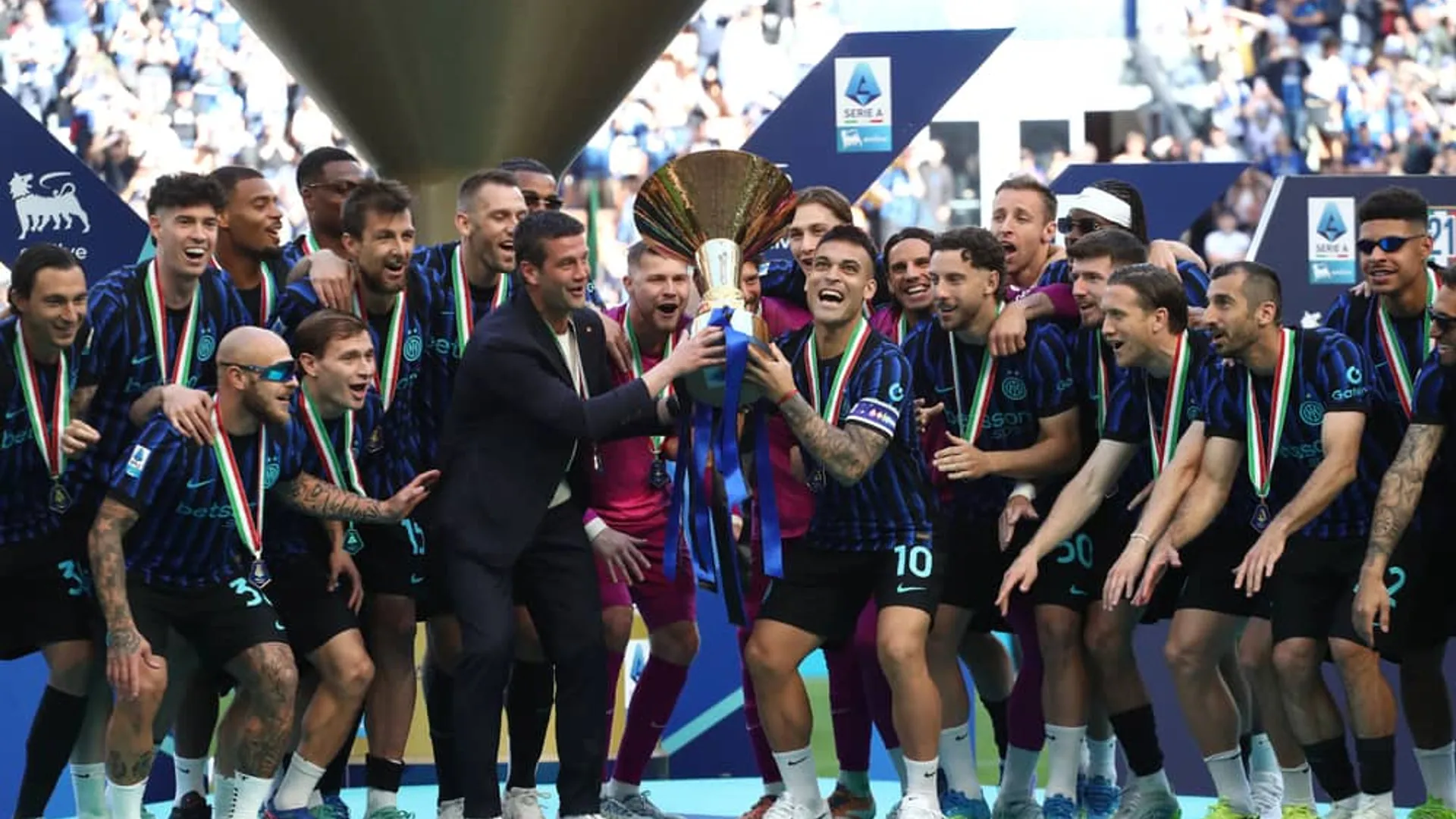 Lautaro Martínez confirma contactos con Barcelona, pero deja clara su postura sobre seguir en Inter