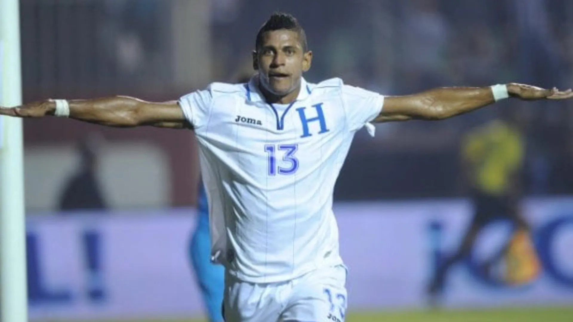 Carlo Costly tiene su candidato para asumir como DT de Honduras