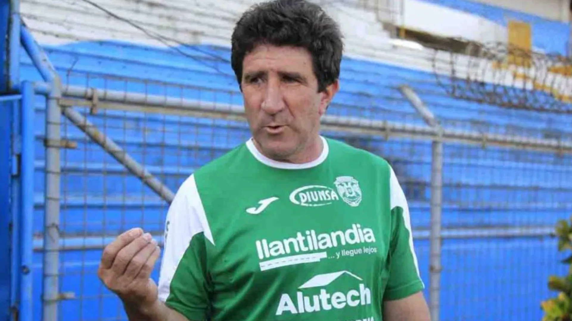 Héctor Vargas califica de "ridículo" el castigo al Yankel Rosenthal