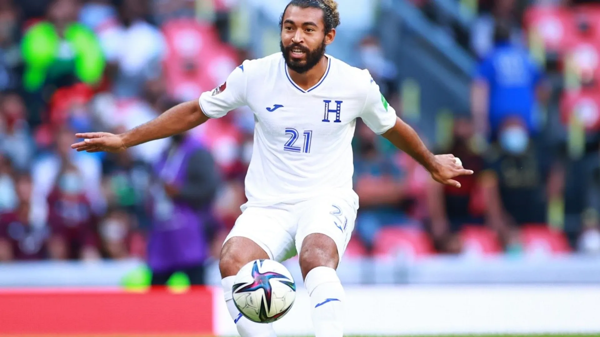 Danilo Acosta deja los Galaxy y ya tiene nuevo club