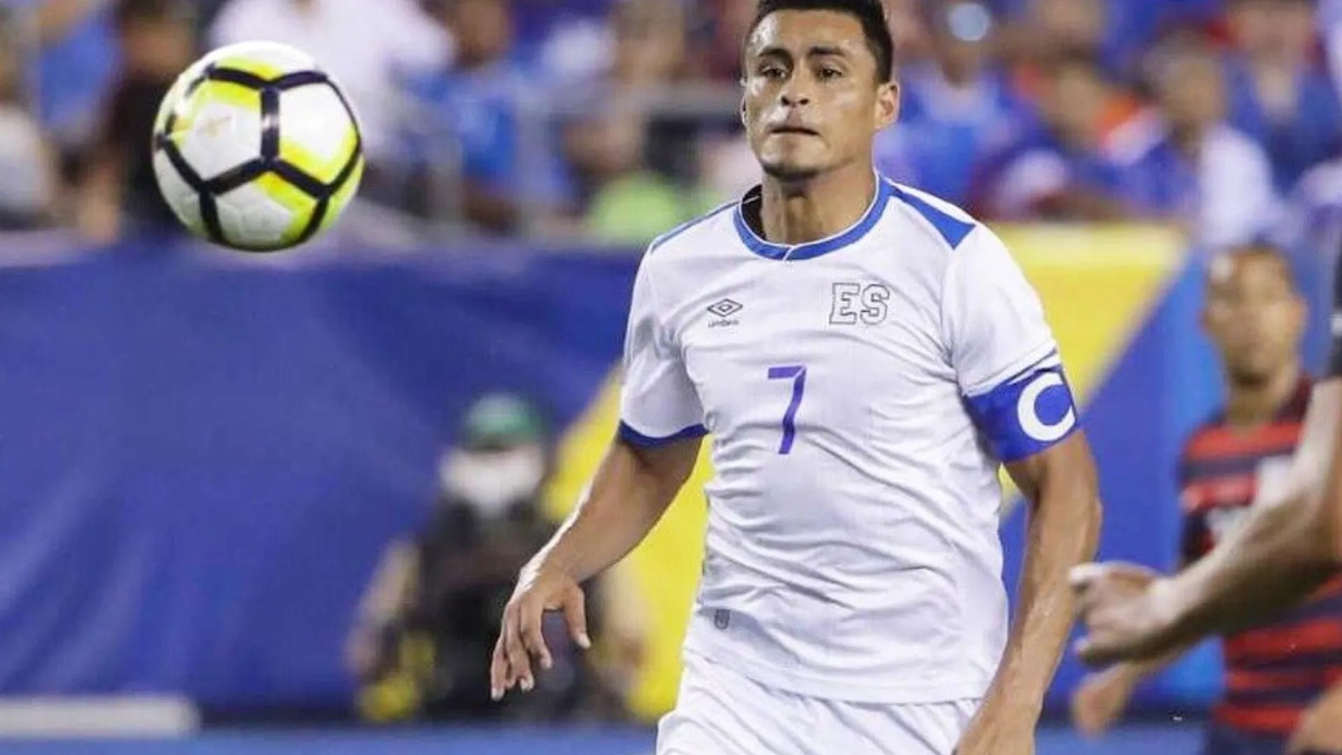 Darwin Cerén regresa a La Selecta como el salvador