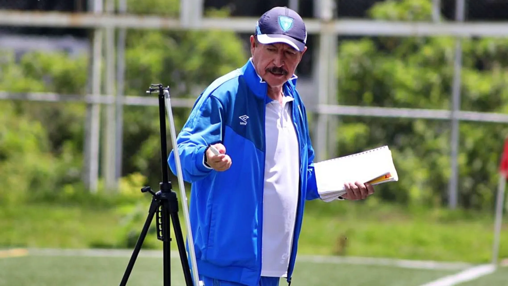 Guatemala Sub 20 | "Todos aceptaron venir así...": Rafael Loredo reveló por qué dejó afuera a dos figuras