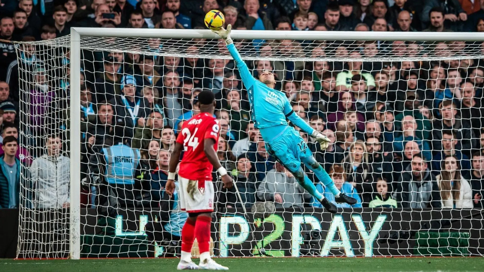 ¿Cómo le fue a Keylor Navas hoy contra el Leeds United?