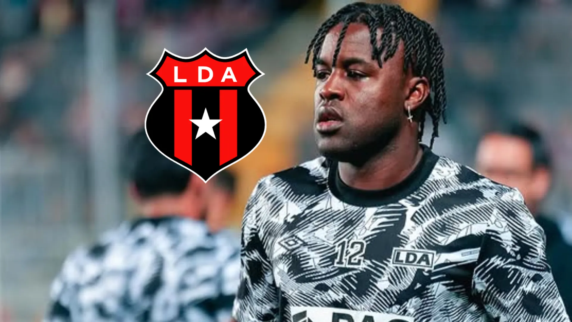 Todo Alajuelense consternado por la decisión dirigencial que pone en jaque el futuro de Joel Campbell: "Ya no hay chance"
