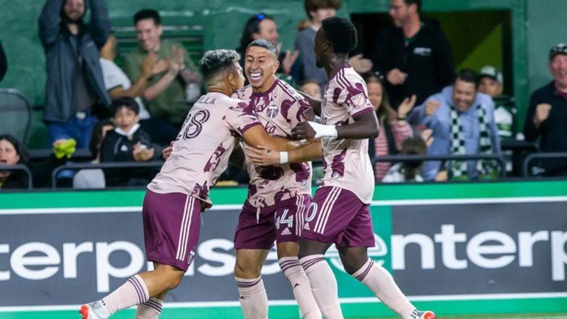 Marvin Loría anotó en goleada del Portland Timbers ante Kansas City (VIDEO)