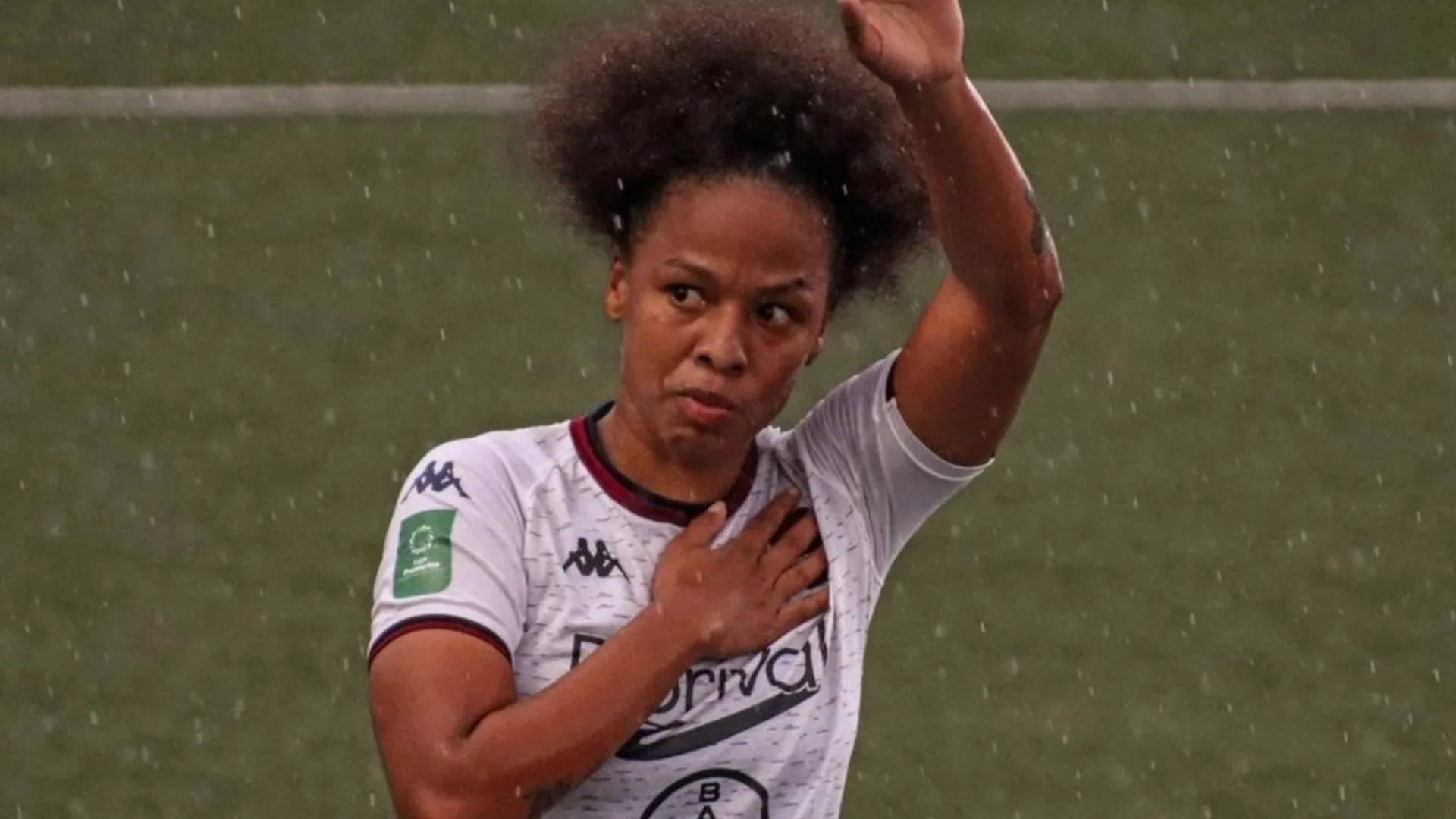 La panameña Yomira Pinzón renovó su contrato con Deportivo Saprissa