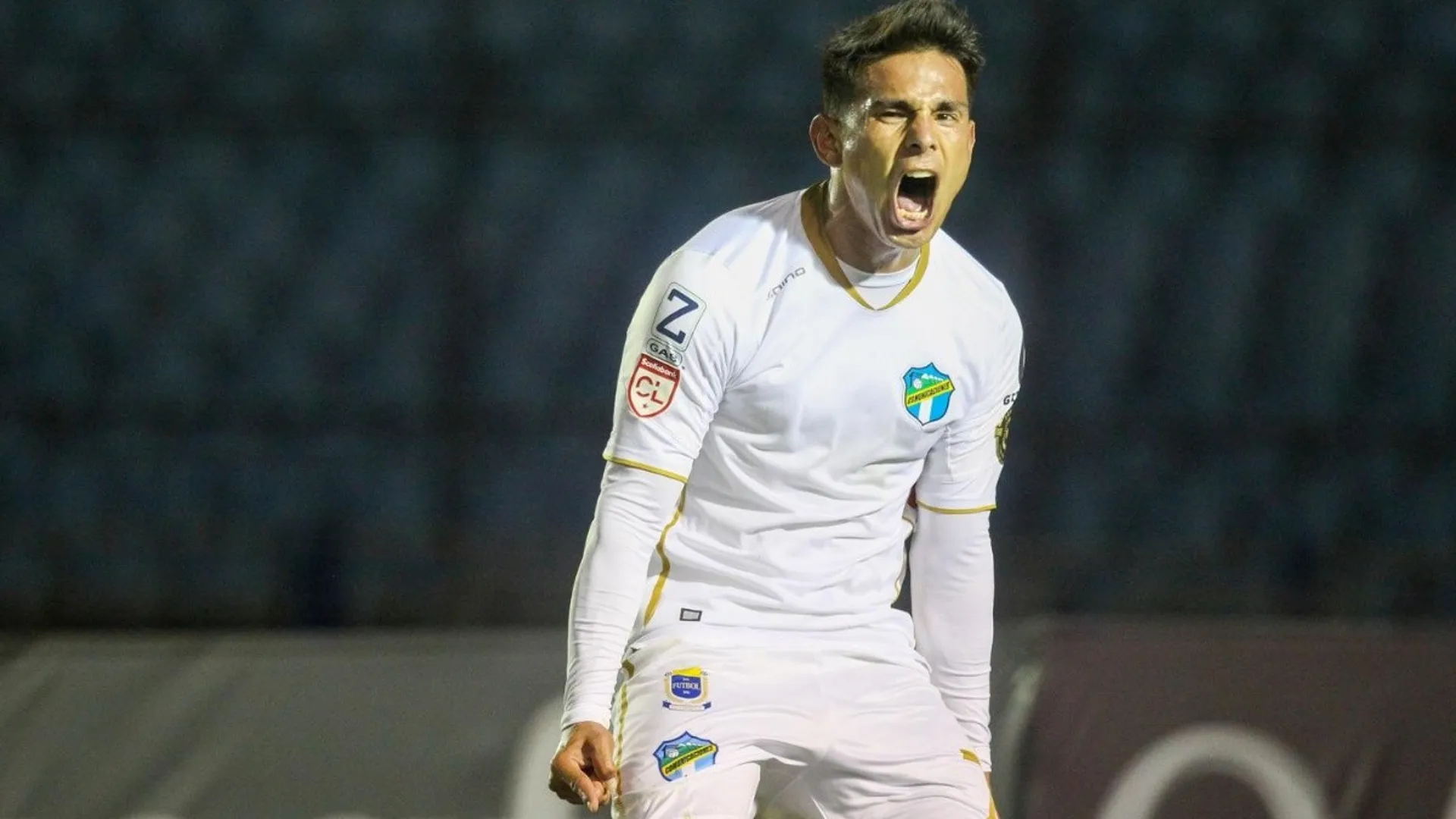 El beneficio que recibirá Comunicaciones si Andres Lezcano juega con Guatemala