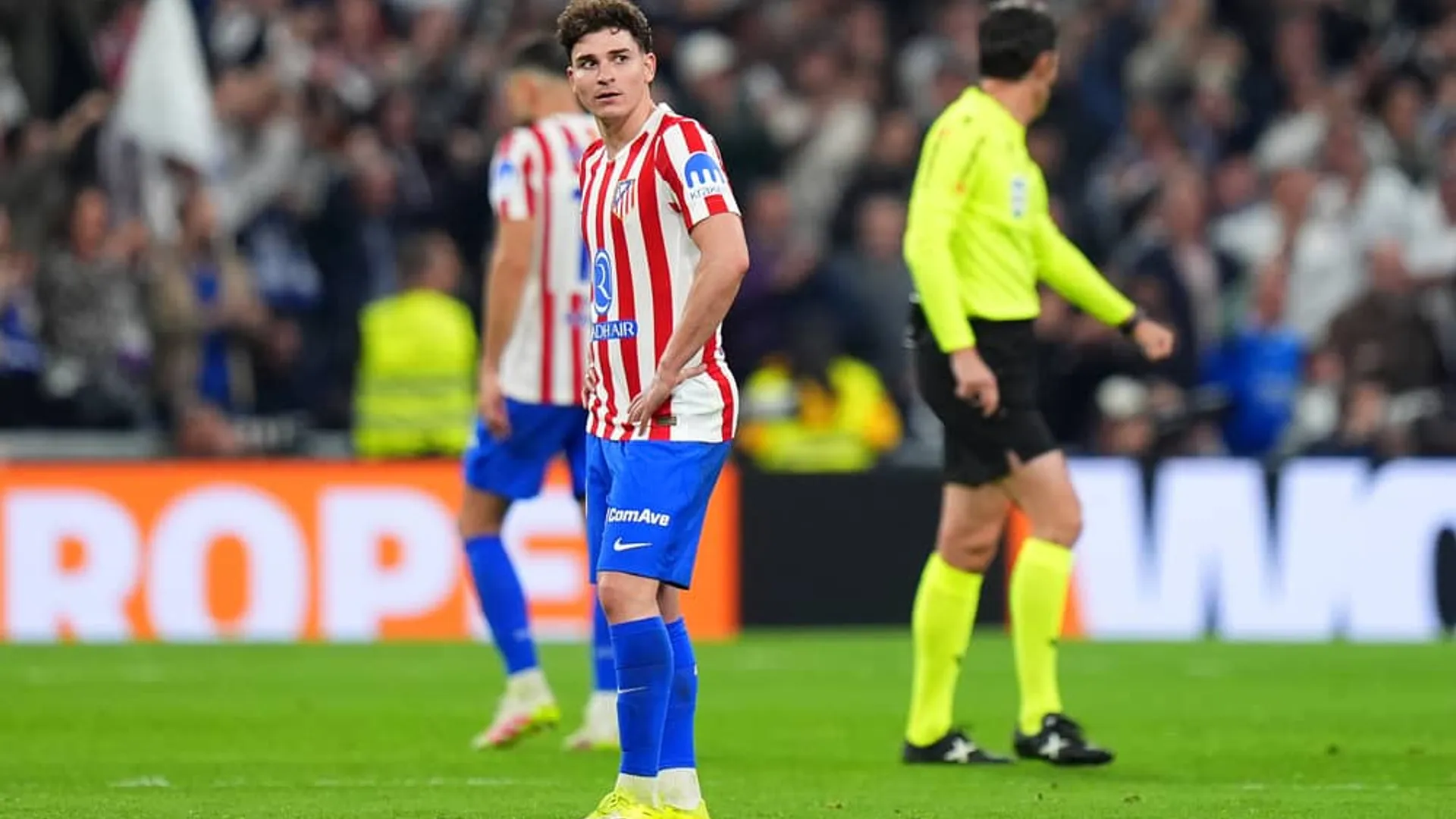 Julián Álvarez no entrenó con el Atlético de Madrid y deja en suspenso su disponibilidad ante el Sevilla