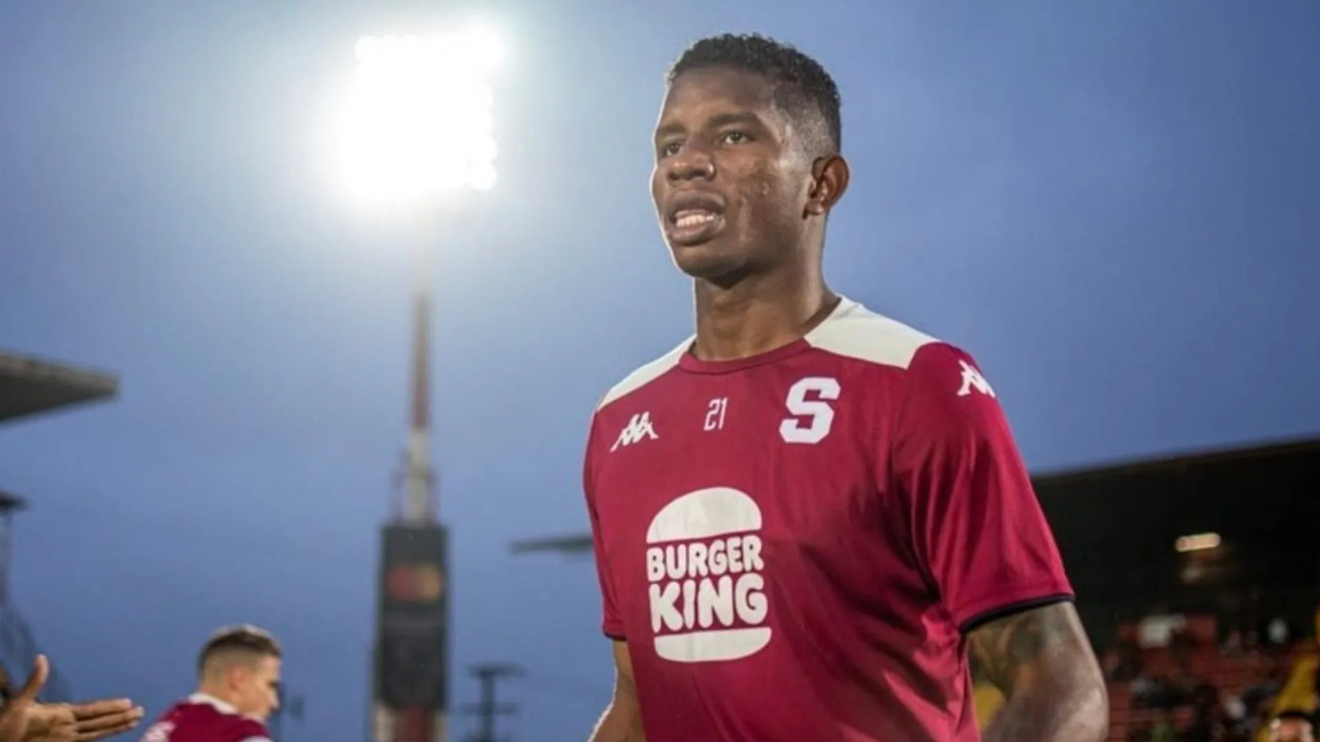 Fidel Escobar expone su lealtad hacia Deportivo Saprissa con una emotiva anécdota