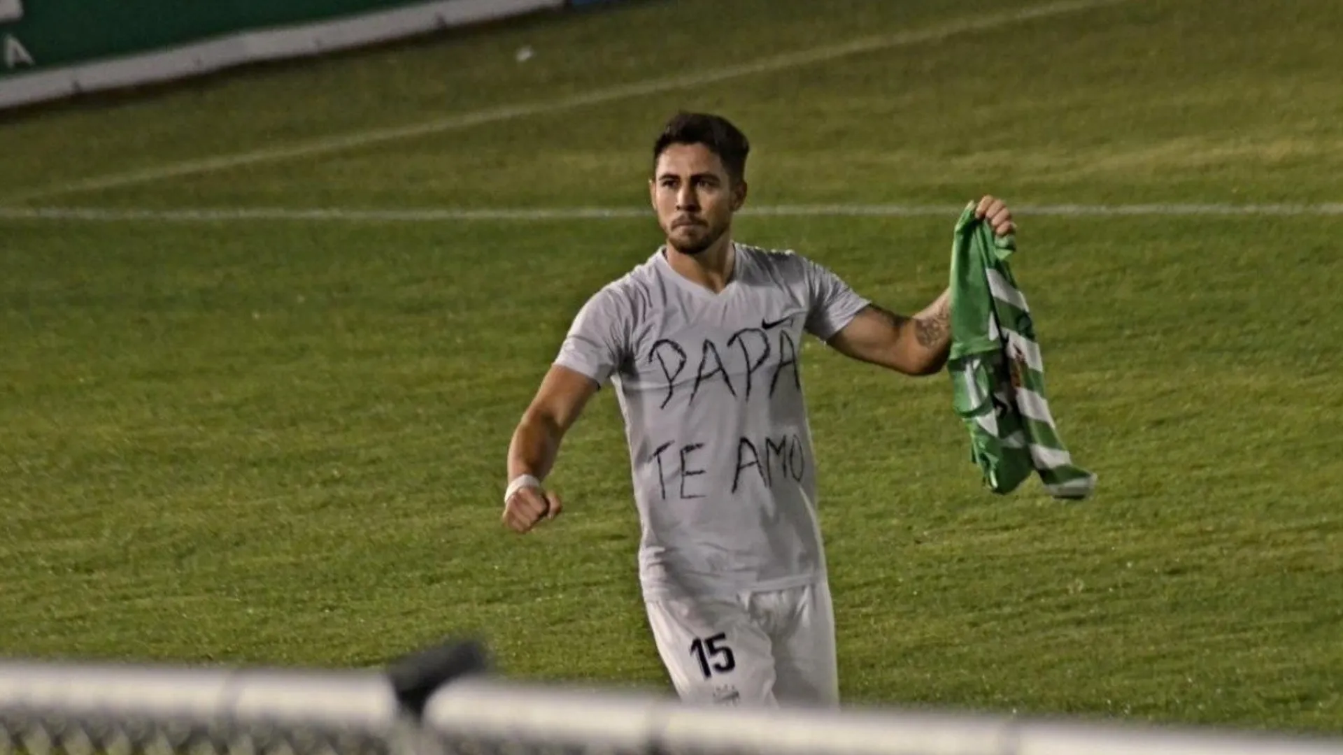 La conmovedora dedicatoria de Pedro Báez con Antigua GFC en Guatemala