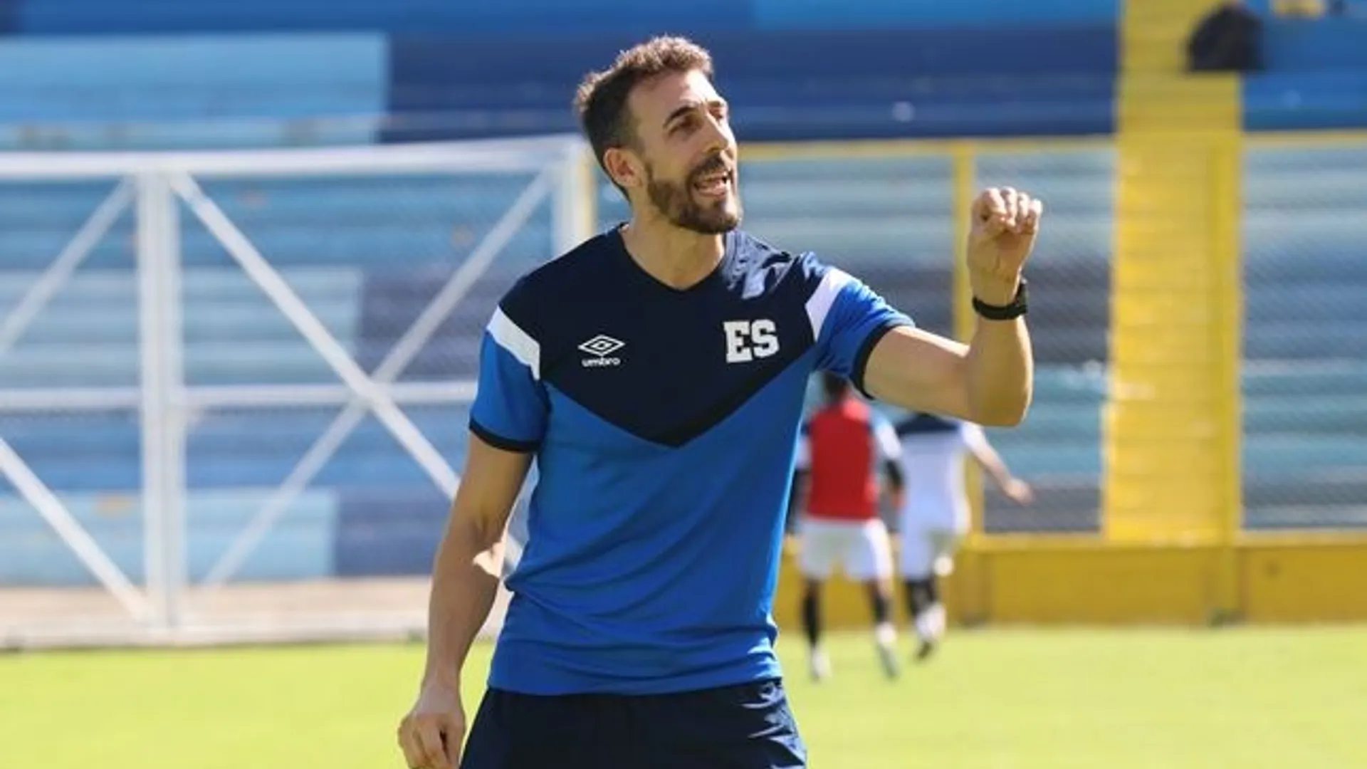 ¡No paran! David Dóniga recibe un duro revés desde El Salvador