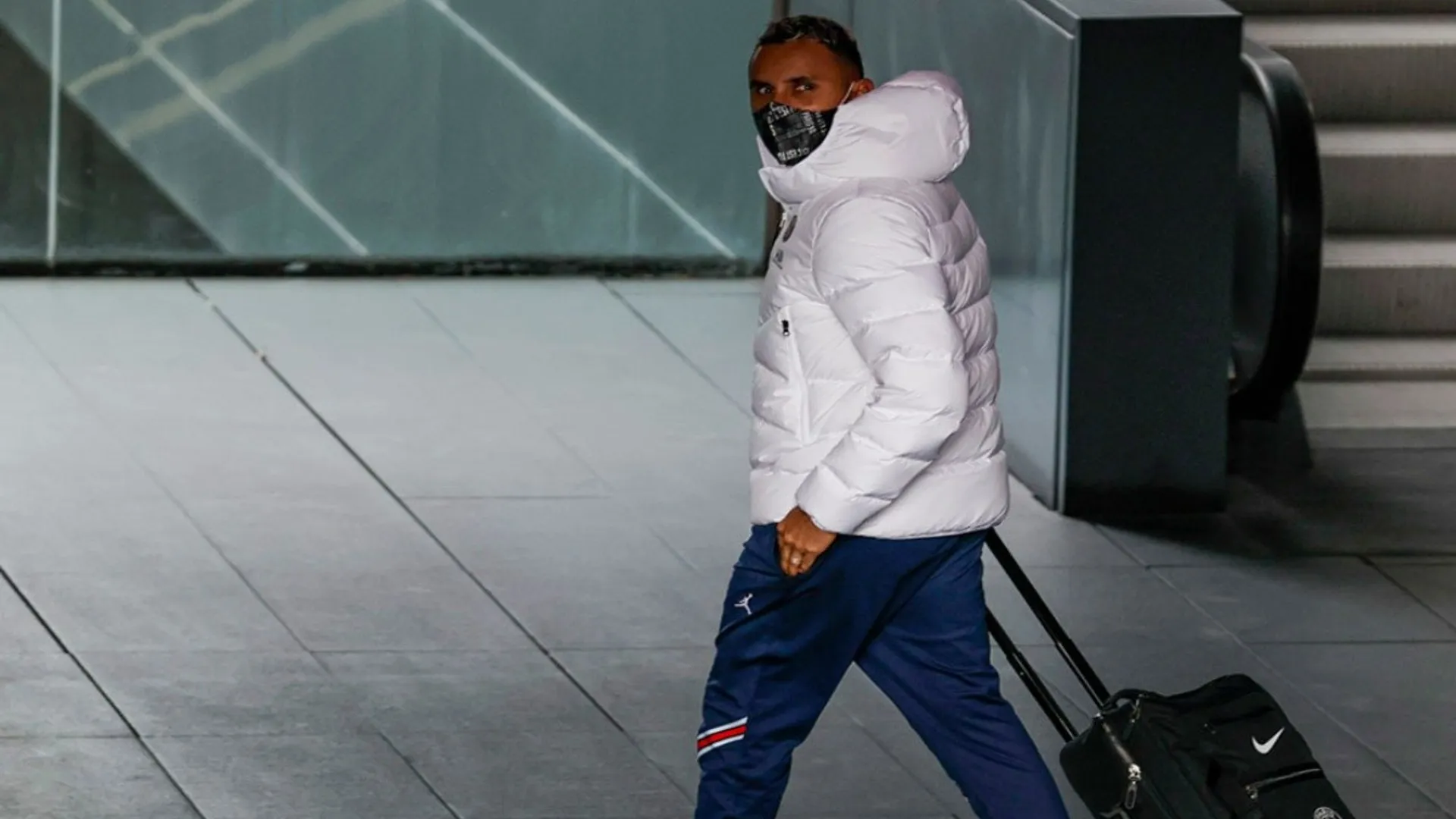 ¿Se va Keylor Navas? L' Equipe anuncia la decisión del PSG con la portería