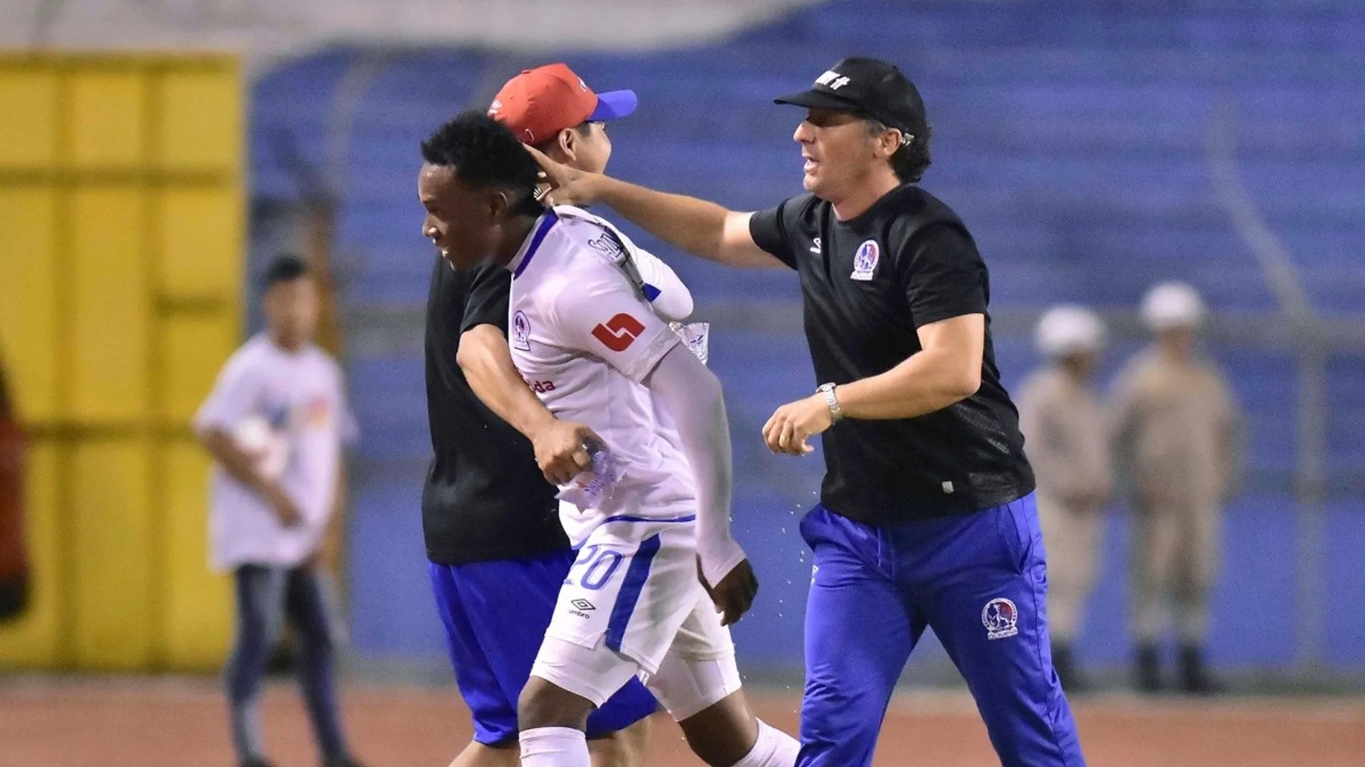 Troglio: “En Olimpia me pagan el triple que en Gimnasia y el 5 de abril ya estaba depositado”