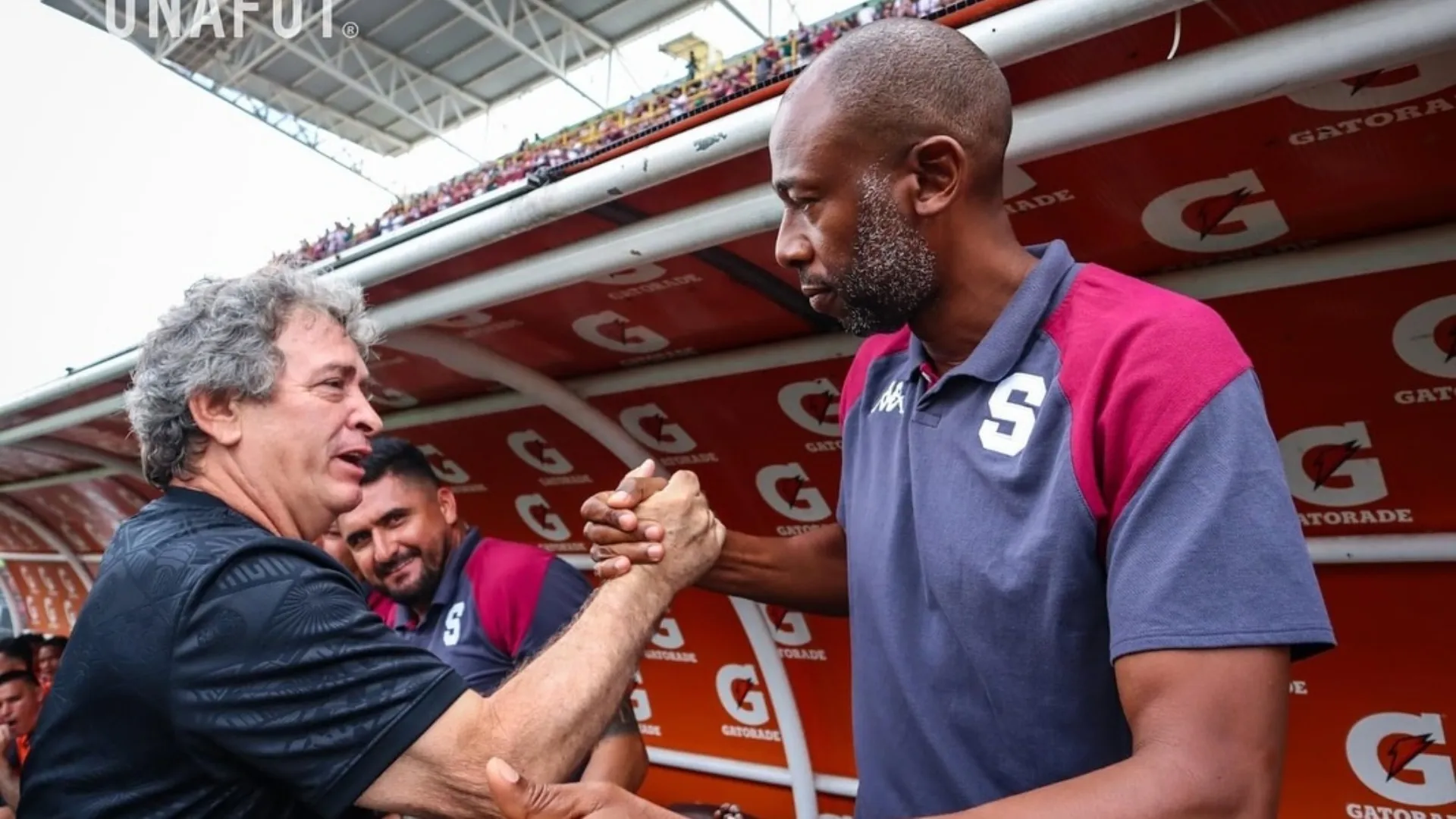 Alajuelense y Saprissa van por el mismo extranjero.