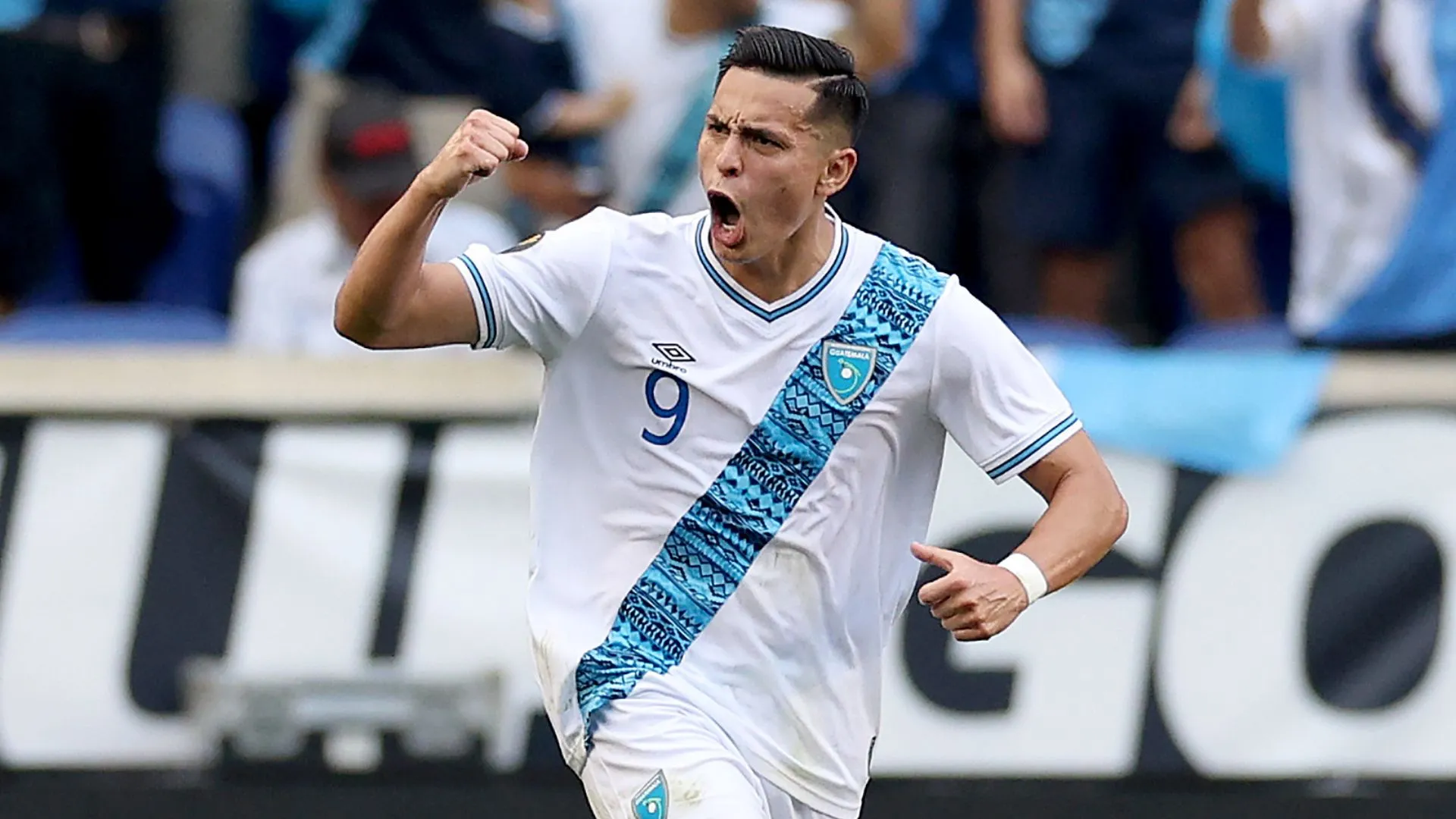 Rubio Rubín con la camisa de Guatemala.