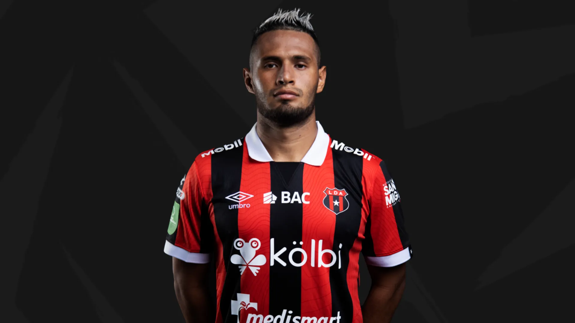 El presidente de Cartaginés descarta los rumores de Alex López como refuerzo