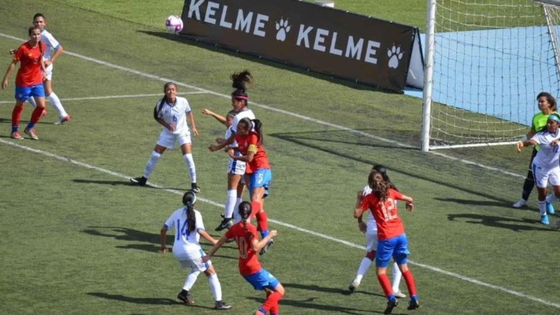 Costa Rica le metió goleada de escándalo a El Salvador en fútbol femenino