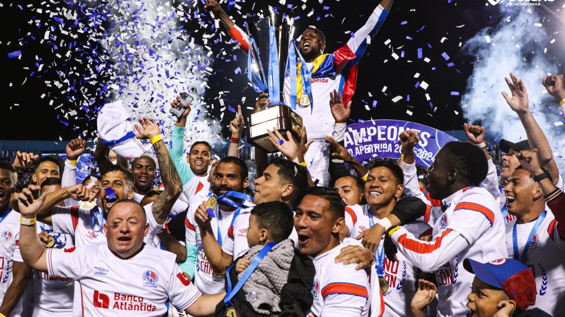 Olimpia se proclamó campeón invicto de Honduras al vencer a Motagua