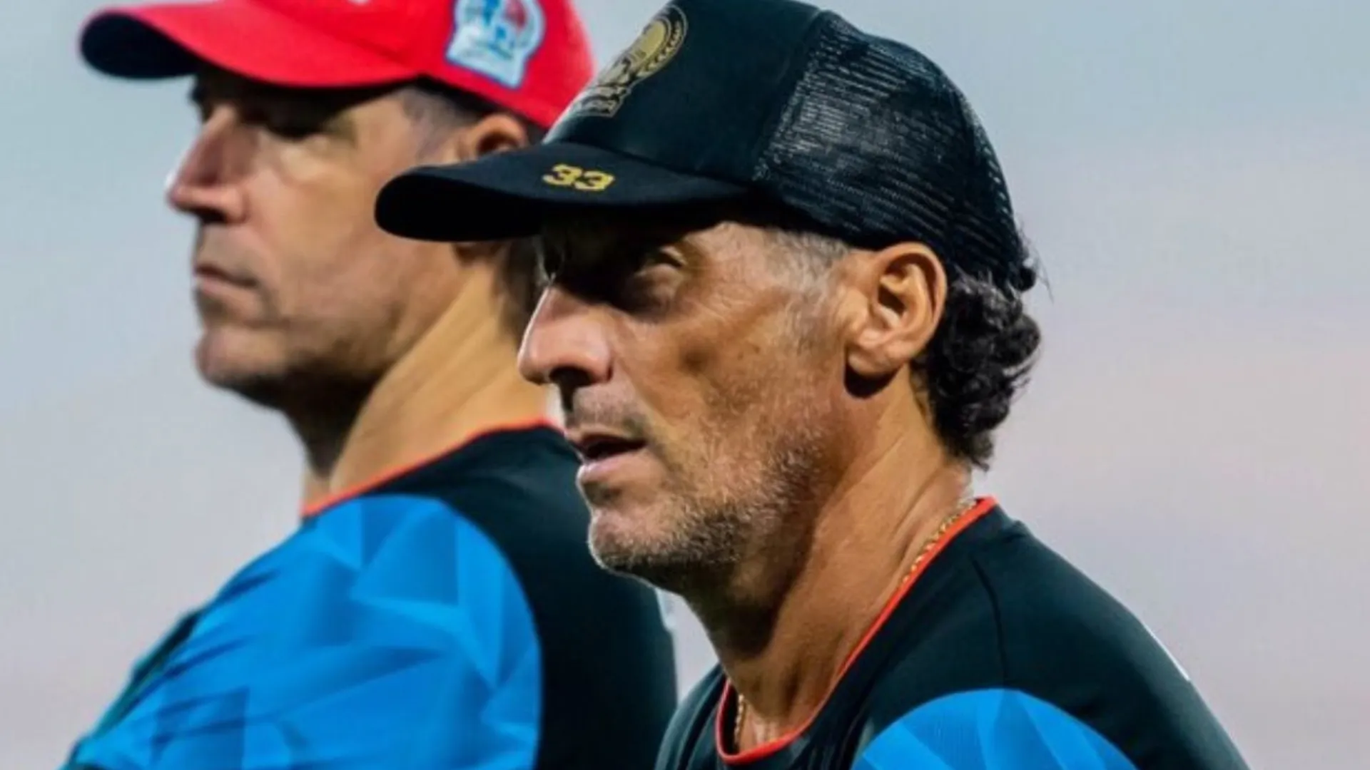 Troglio asegura que los equipos se defienden más cuando enfrentan a Olimpia