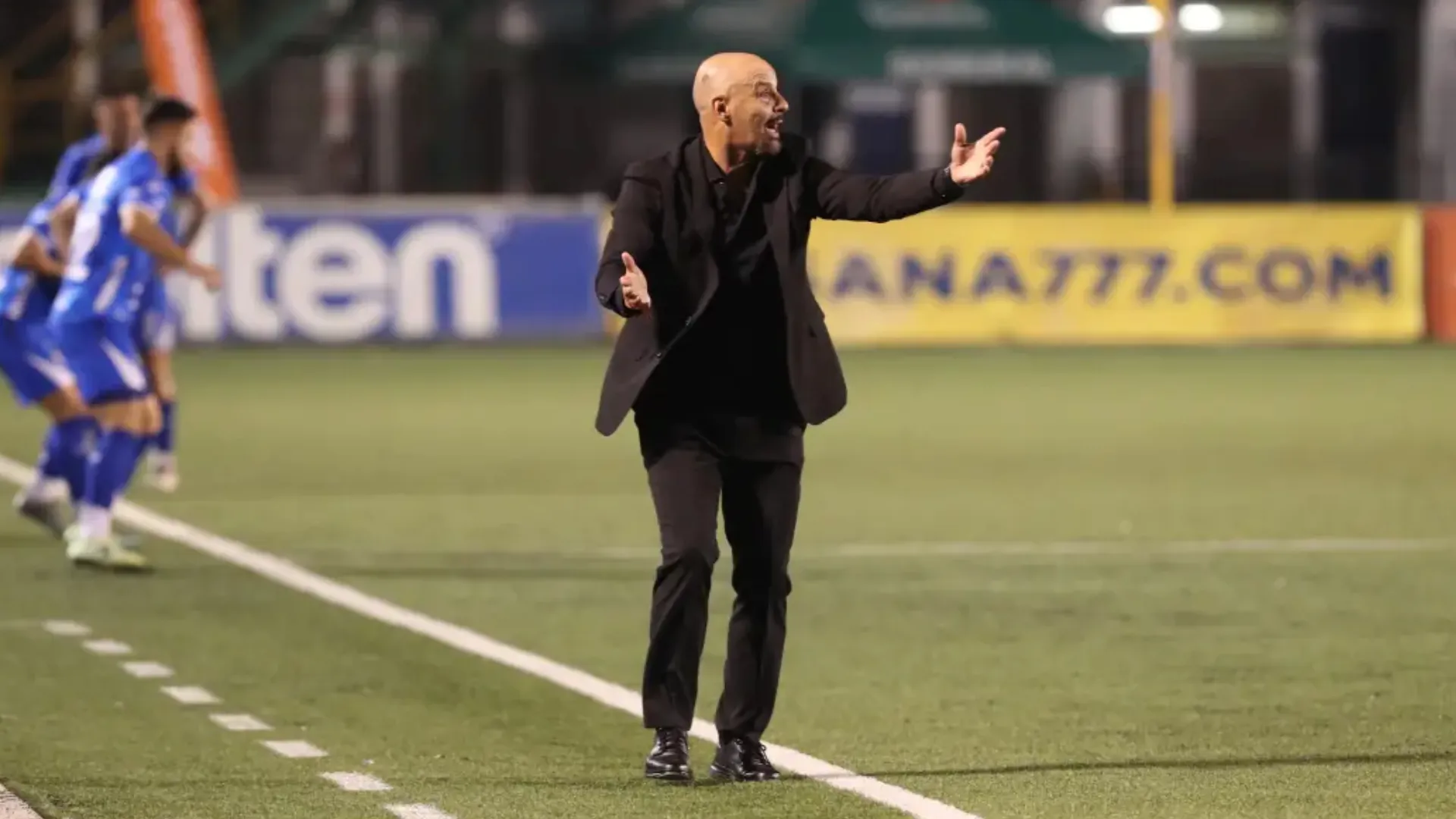 El cambio drástico que afrontará el Fantasma Figueroa para el siguiente partido de Comunicaciones