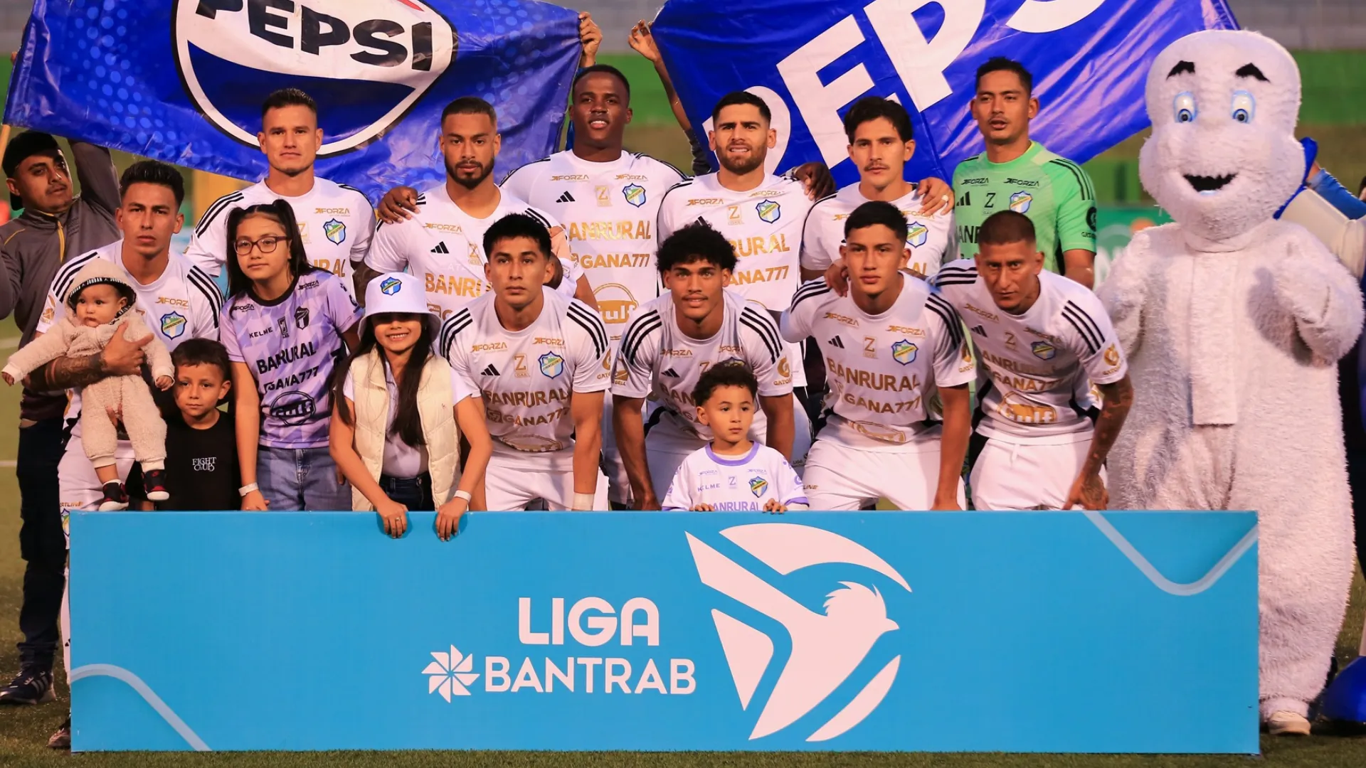 Comunicaciones anuncia incorporación un día después de perder contra Cobán en el Clausura 2026
