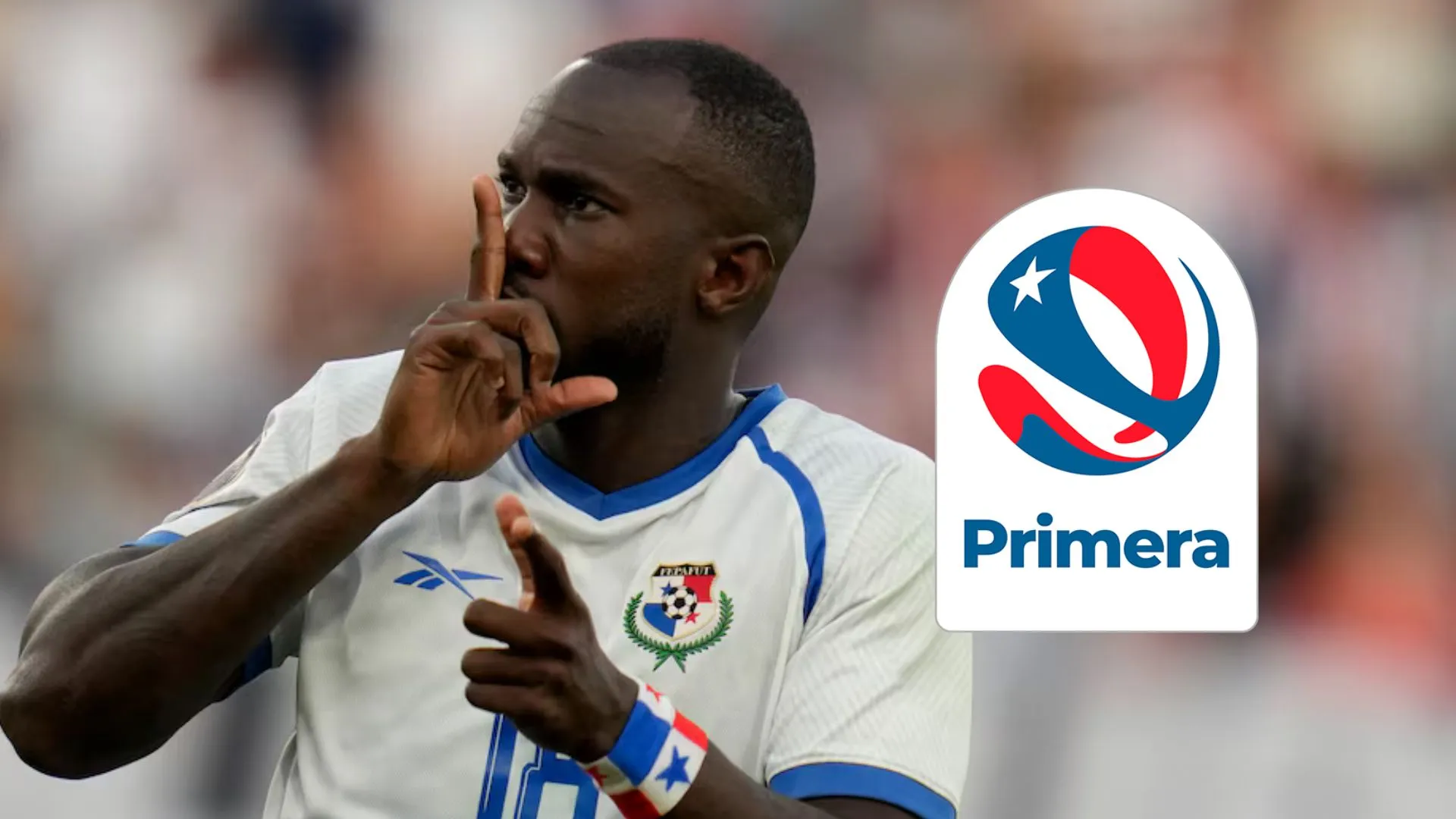 Cecilio Waterman con la Selección de Panamá.
