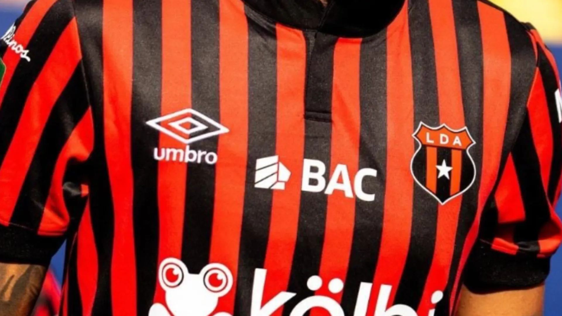 Mientras cierra al nuevo DT, Alajuelense se ilusiona con la llegada de un refuerzo muy esperado: “Cuestión de días”