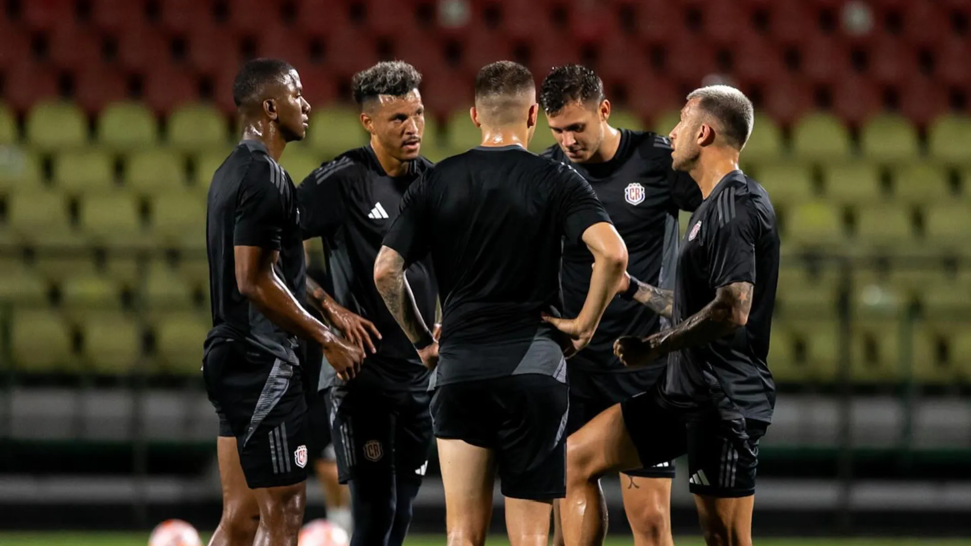 “El camerino se puede dividir”: la advertencia de los jugadores sobre la Selección de Costa Rica