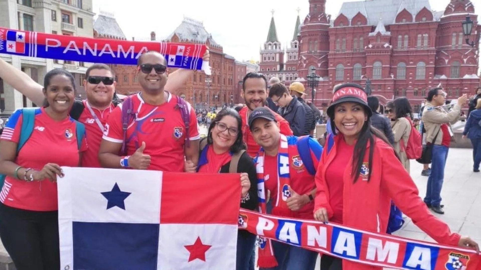 Panamá celebra con su Marea Roja en Rusia