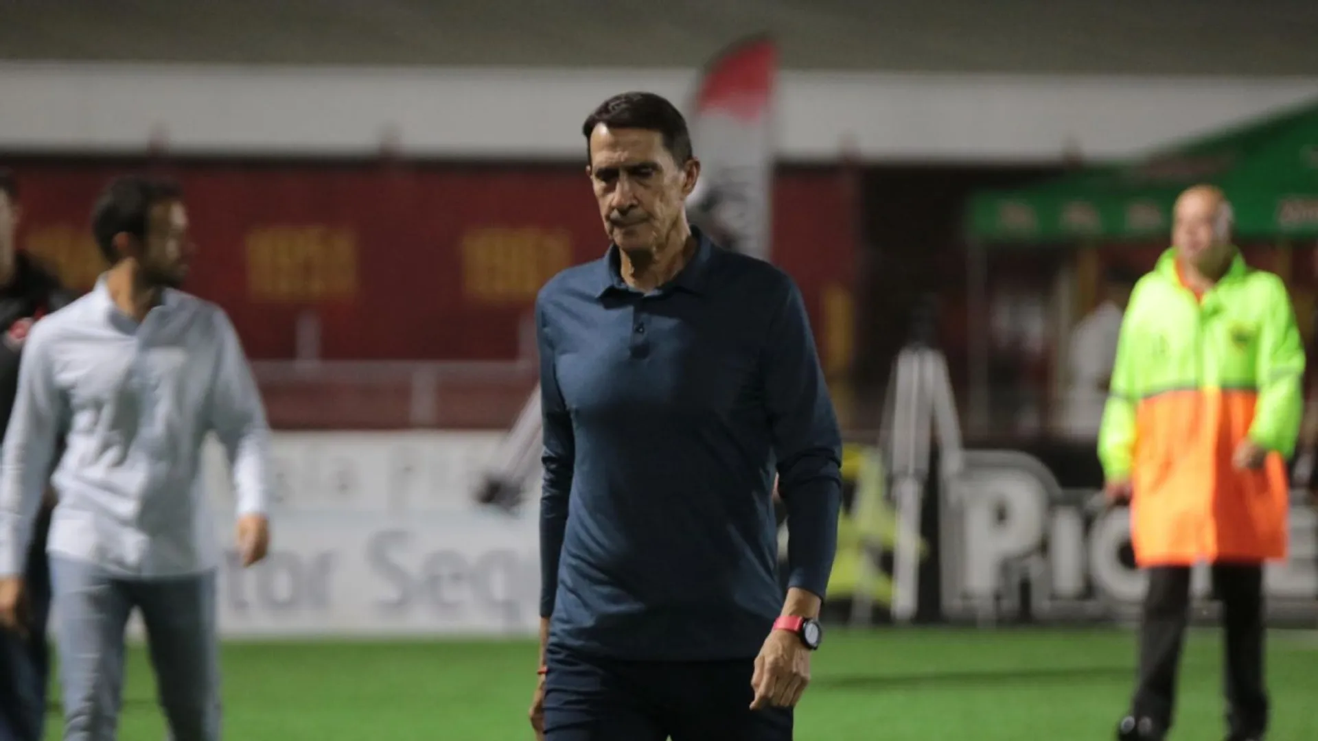 Alexandre Guimarães sufre por el trabajo que deberá hacer en Alajuelense. (Foto: ESPN)