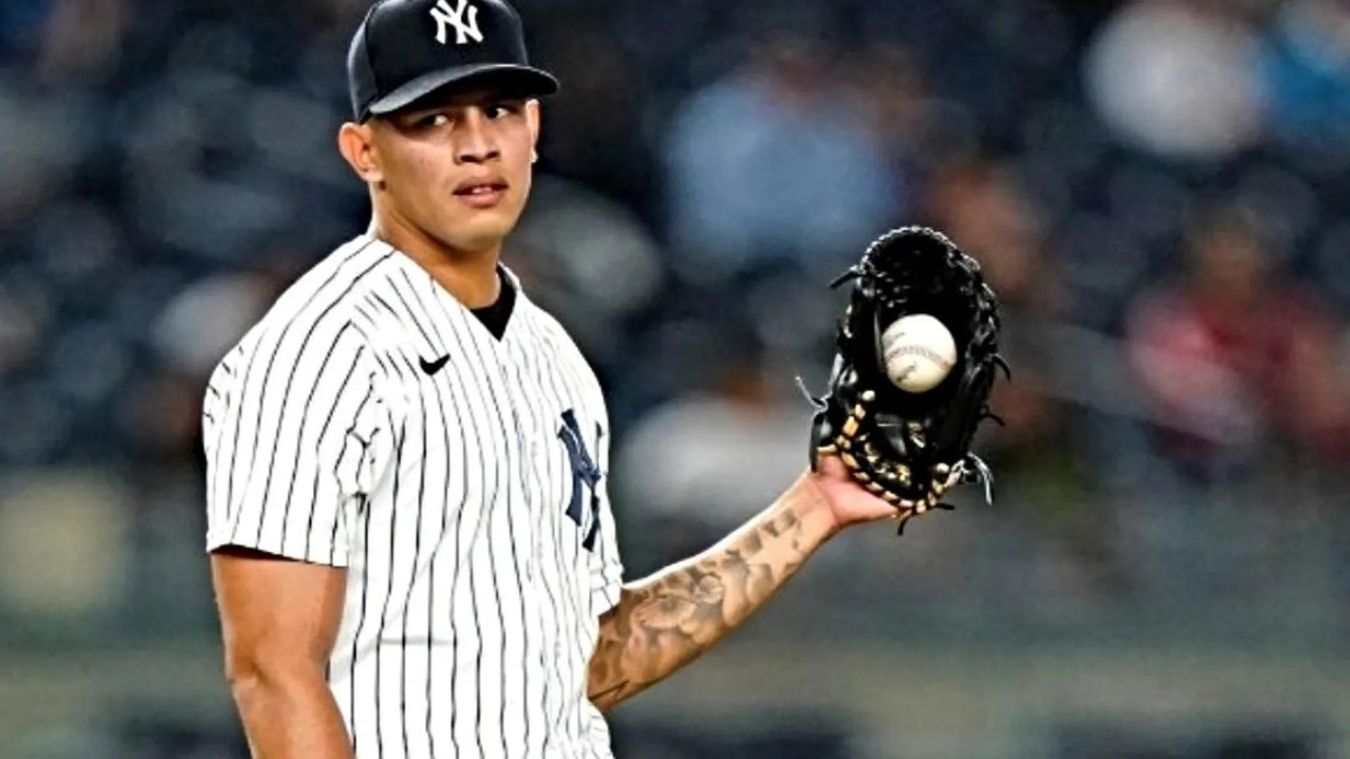 New York Yankees vs. Boston Red Sox: cuándo, dónde y por qué canal ver a Jonathan Loaisiaga en el juego por el comodín