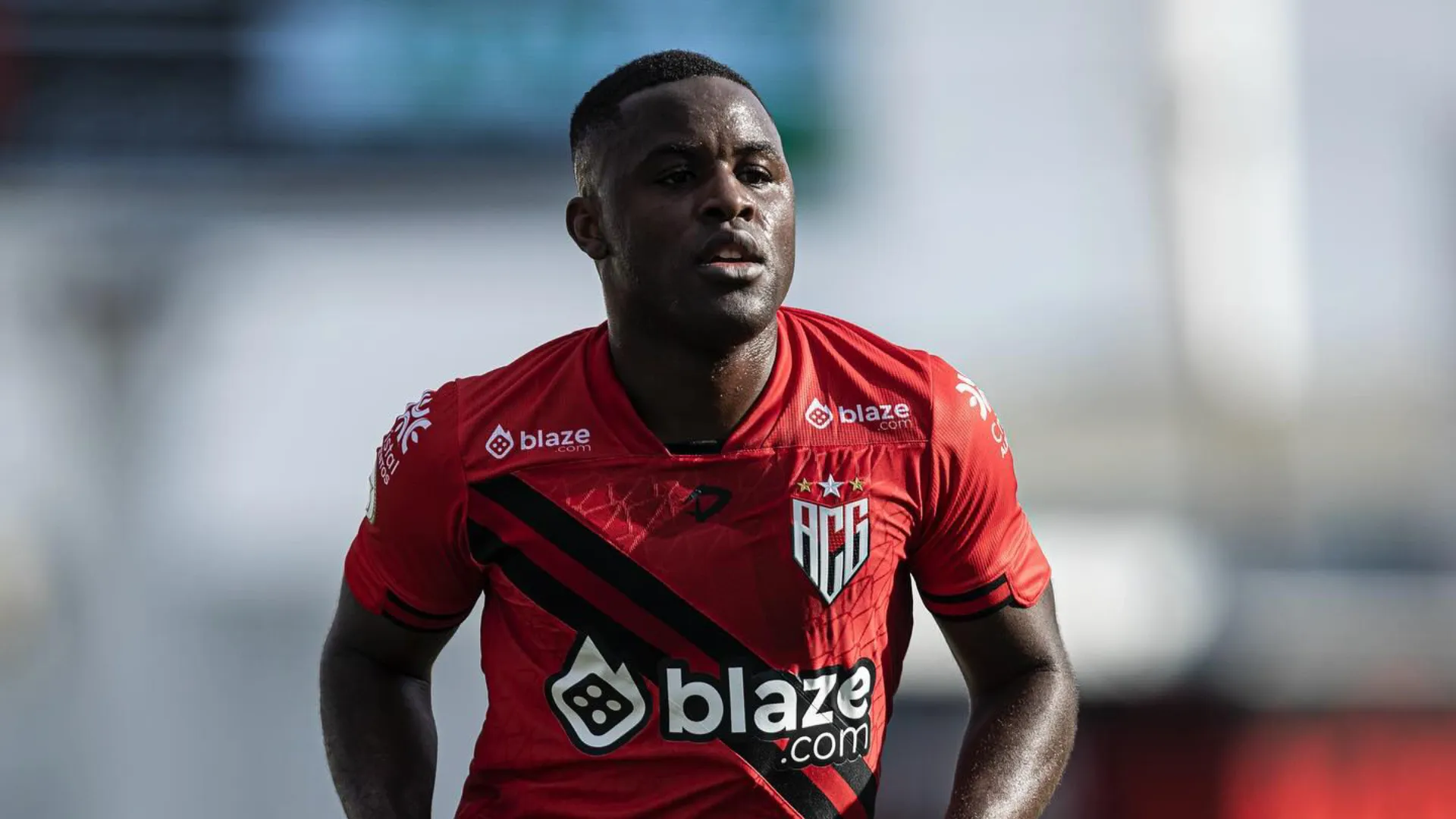 El problema de Joel Campbell en Brasil que lo obligó a mandar un mensaje de auxilio
