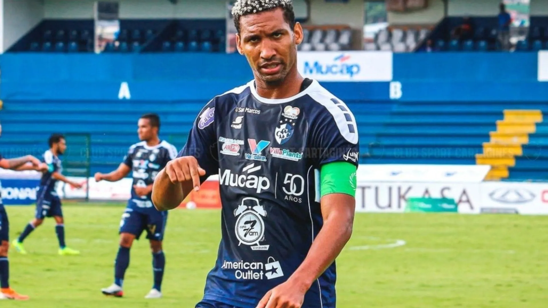 Marcel Hernández perdió la puntería para anotar penales