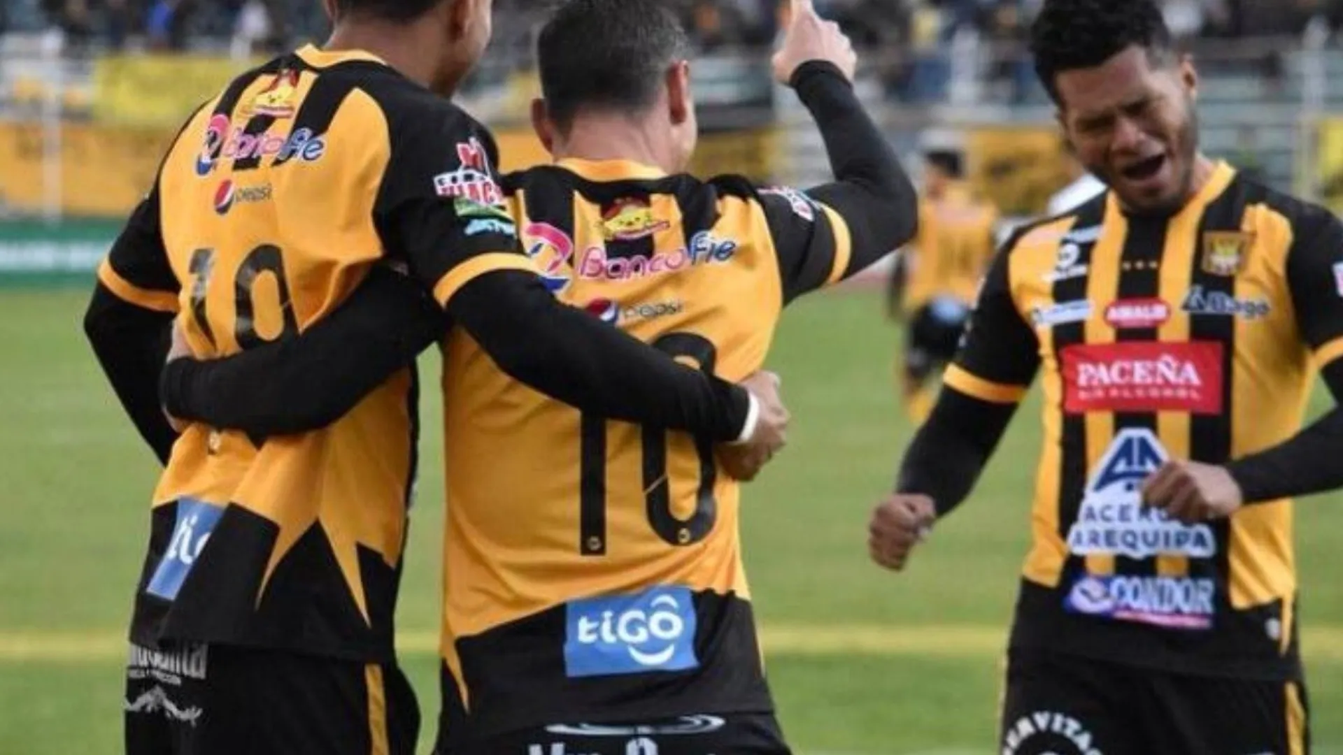 "El Toro" Blackburn sigue indomable en Bolivia