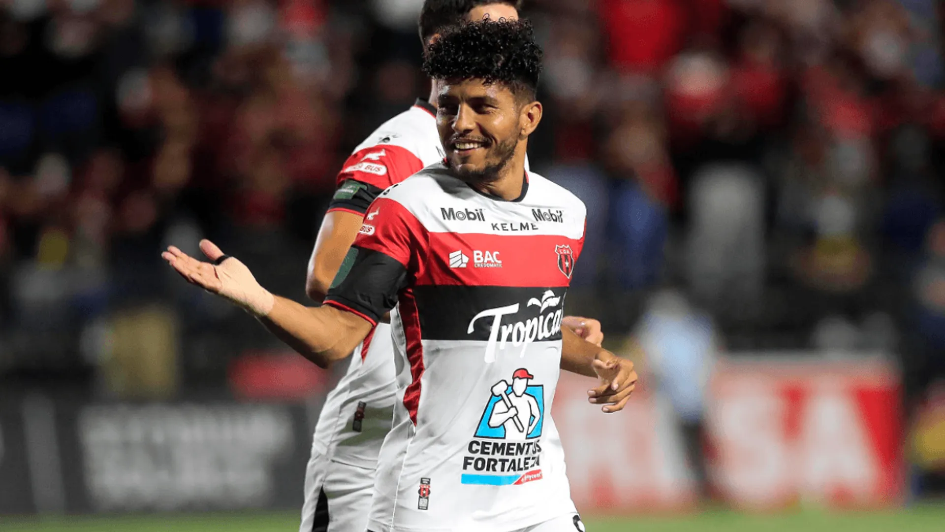Johan Venegas, dispuesto a "derramar sangre" para salir campeón con la Liga Deportiva Alajuelense