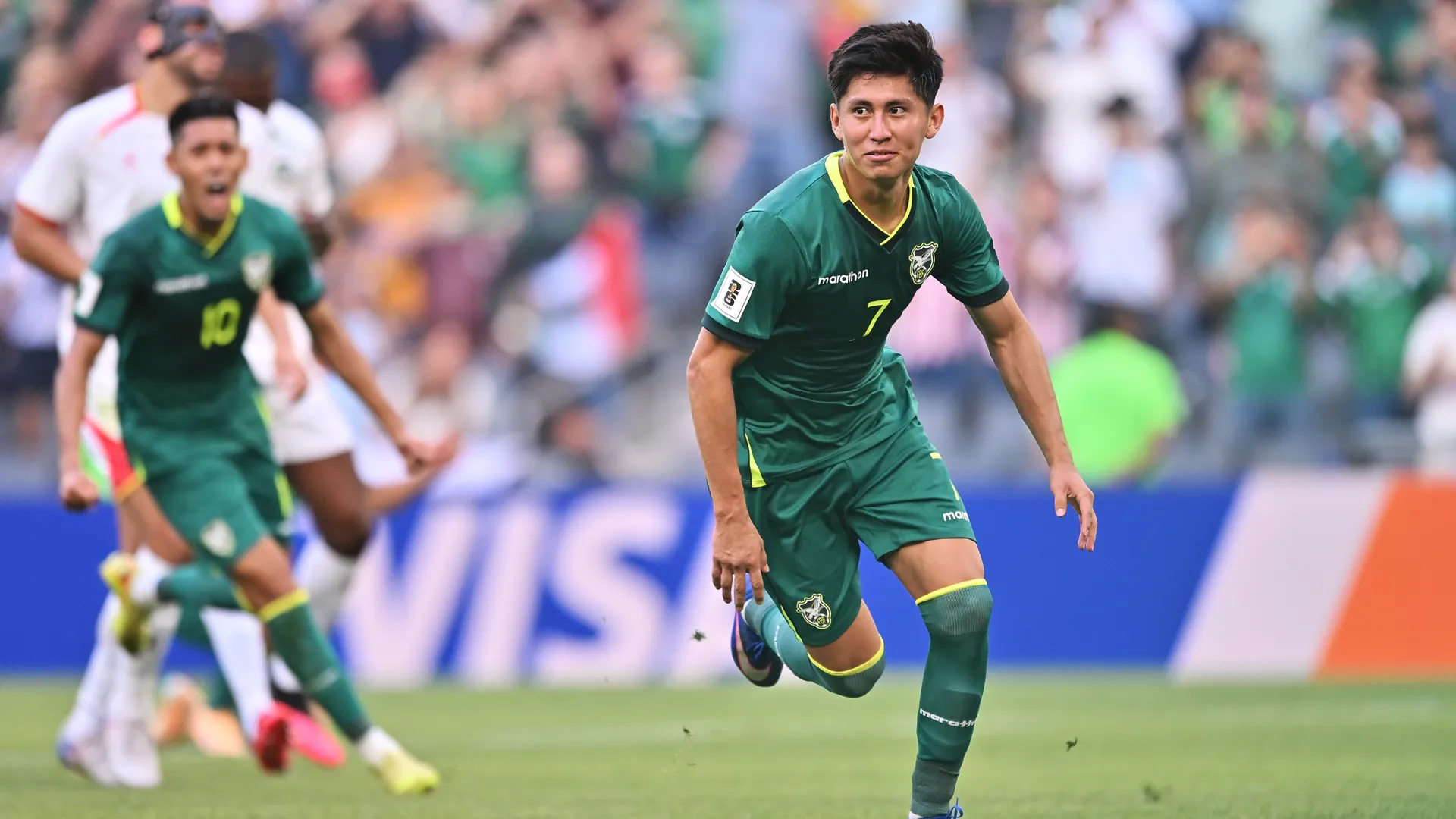 Bolivia venció 2-1 a Surinam.
