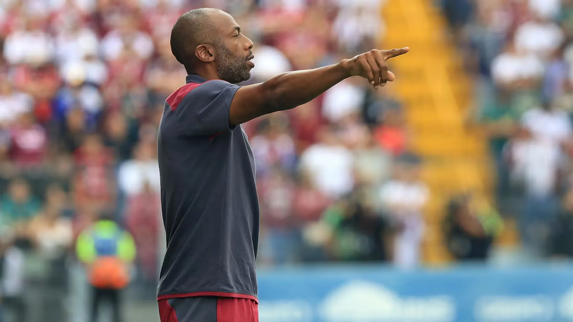 Wanchope borra a un querido por los morados.