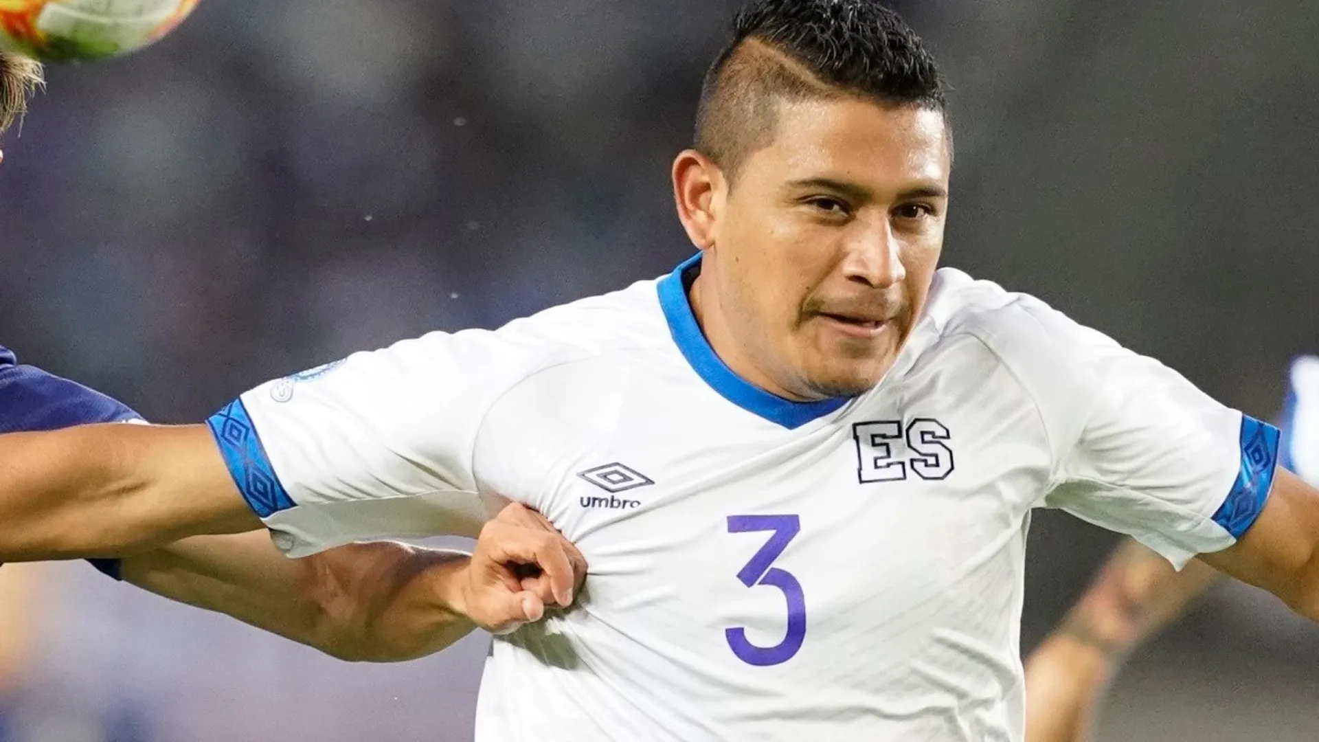 Roberto Domínguez vuelve a jugar en El Salvador