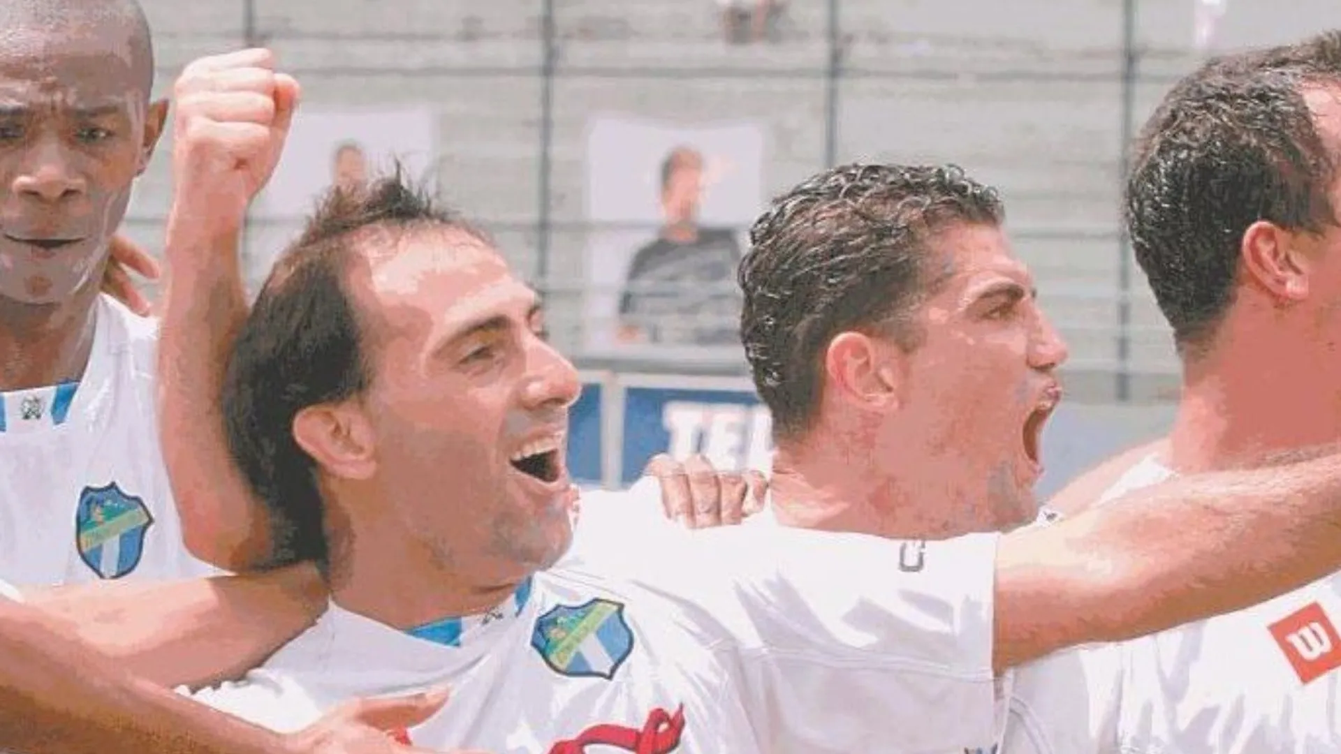 Latorre le agradeció a Comunicaciones y le mandó un saludo a la afición crema