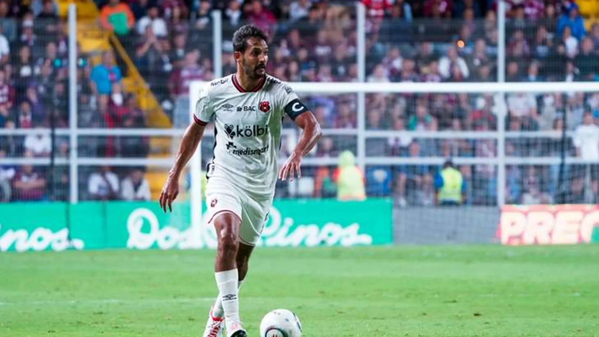 El motivo por el que Celso Borges no salió a retirar la medalla de subcampeón con Alajuelense