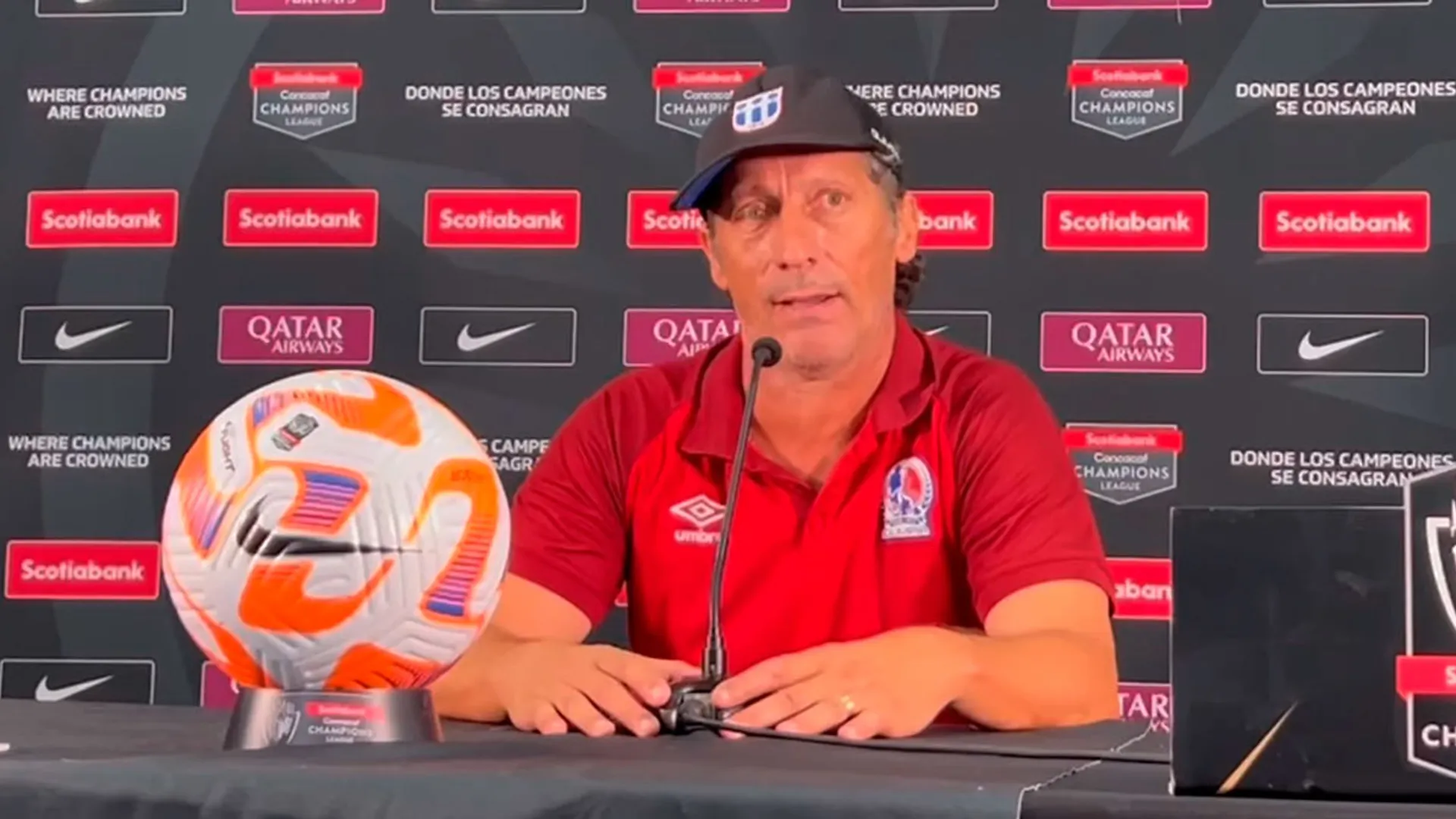 Las declaraciones de Pedro Troglio tras la goleada del Olimpia contra Atlas