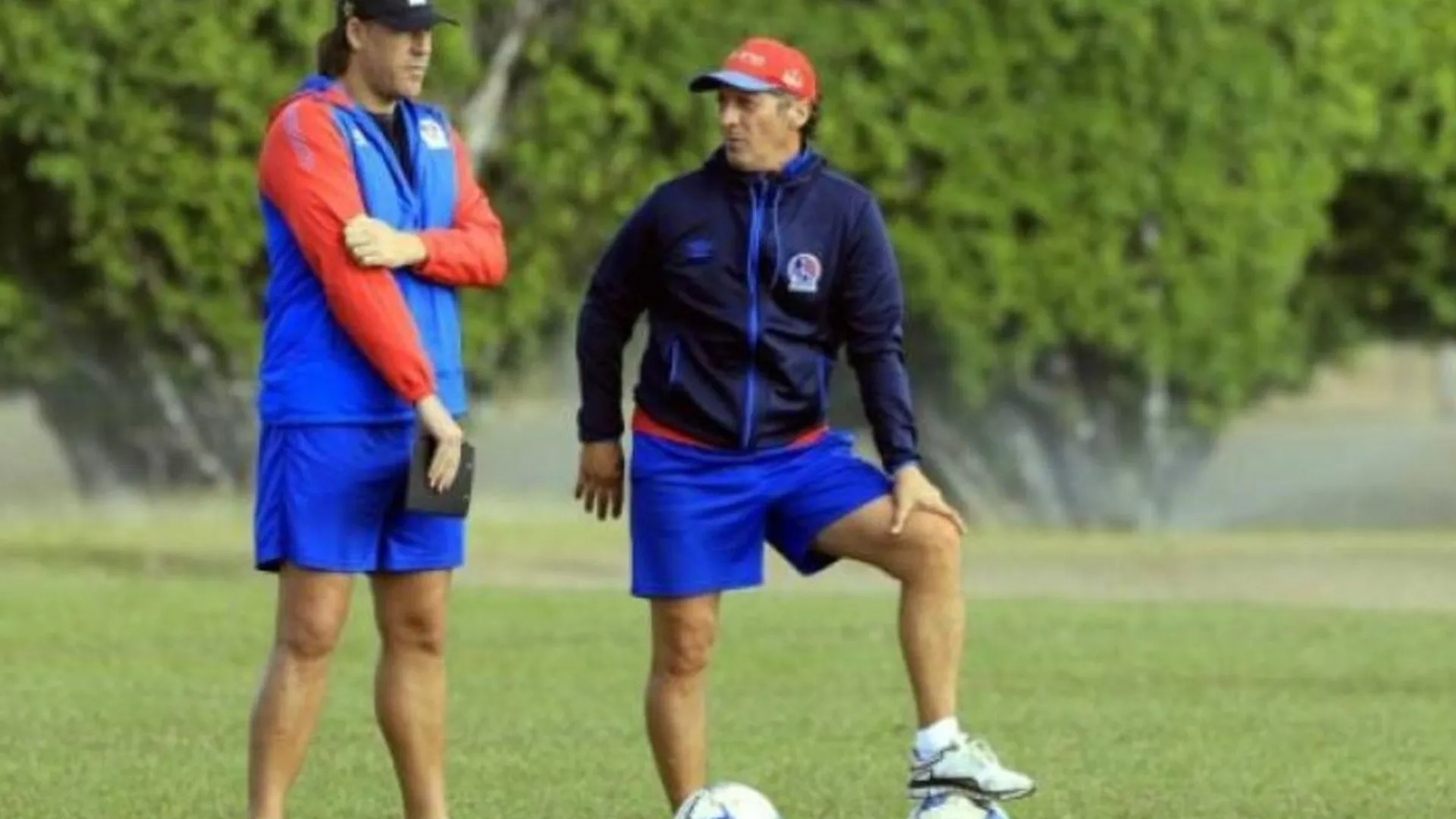 Pedro Troglio: "A mí no me defienden ni los hinchas ni lo dirigentes, son los jugadores"