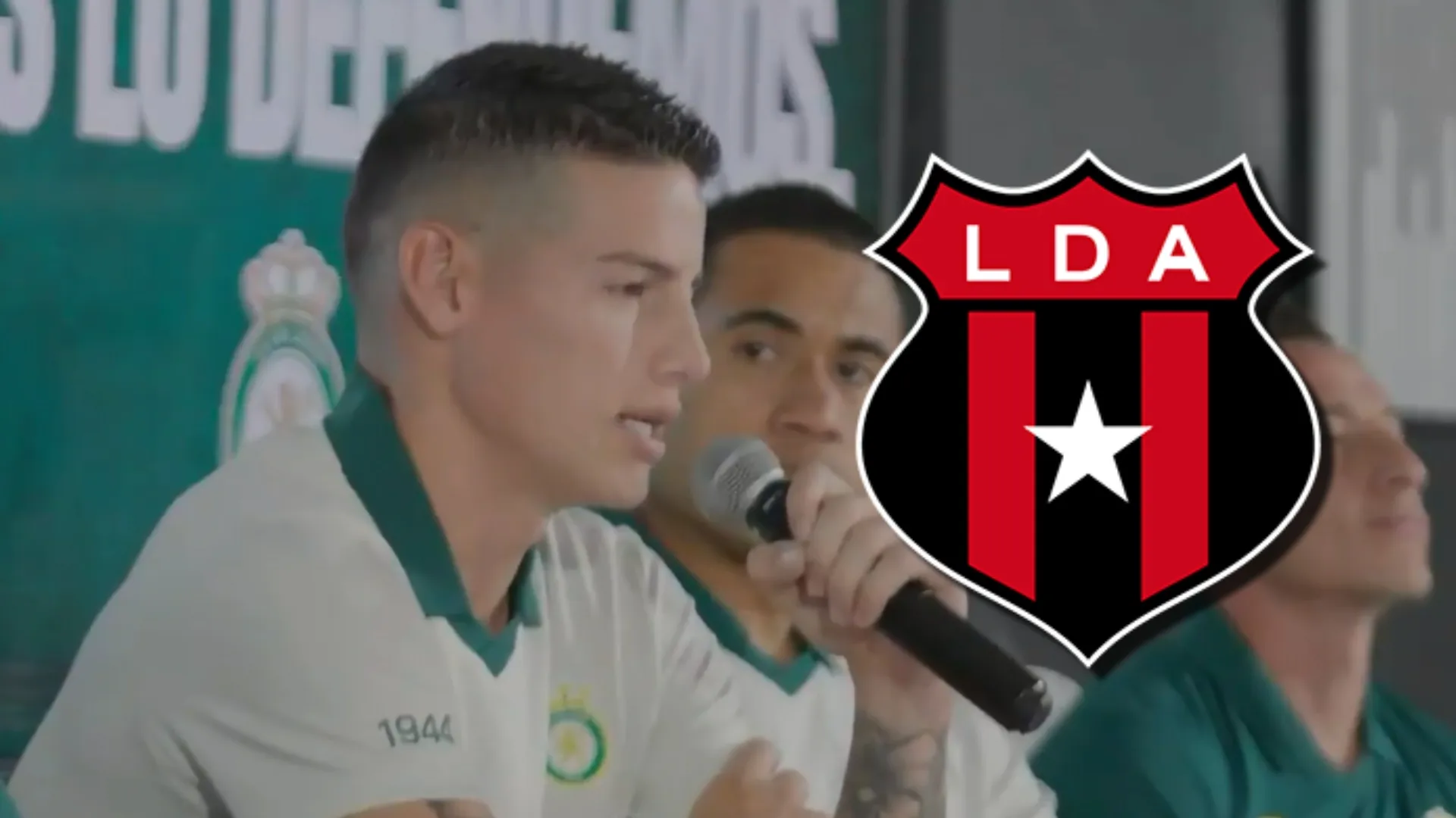 James Rodríguez le apuntó a Alajuelense.