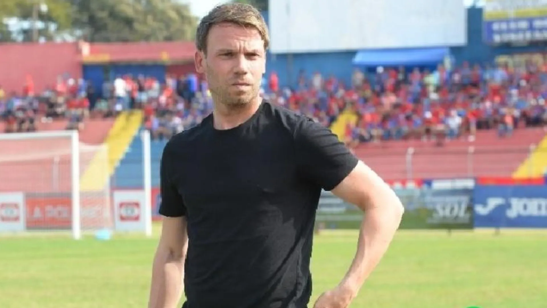 Juan Cortés deja Once Deportivo y crecen los rumores de su llegada a Alianza