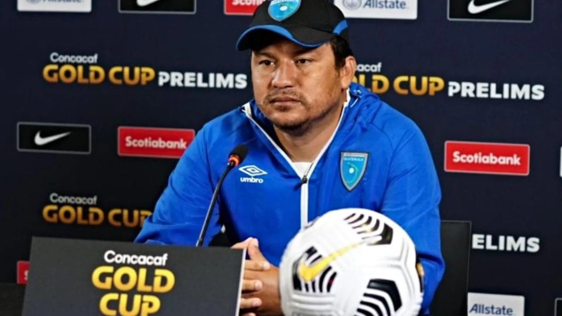 Oficial: Amarini Villatoro dejó de ser el entrenador de la Selección de Guatemala