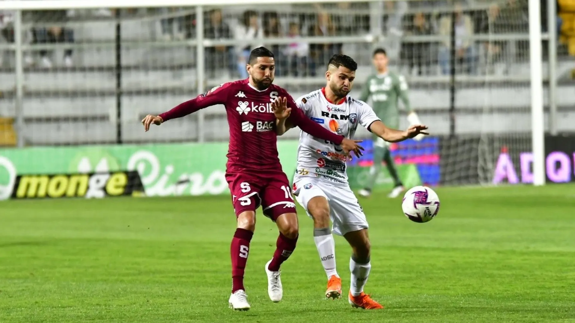 Saprissa cerca de robarle un refuerzo al San Carlos