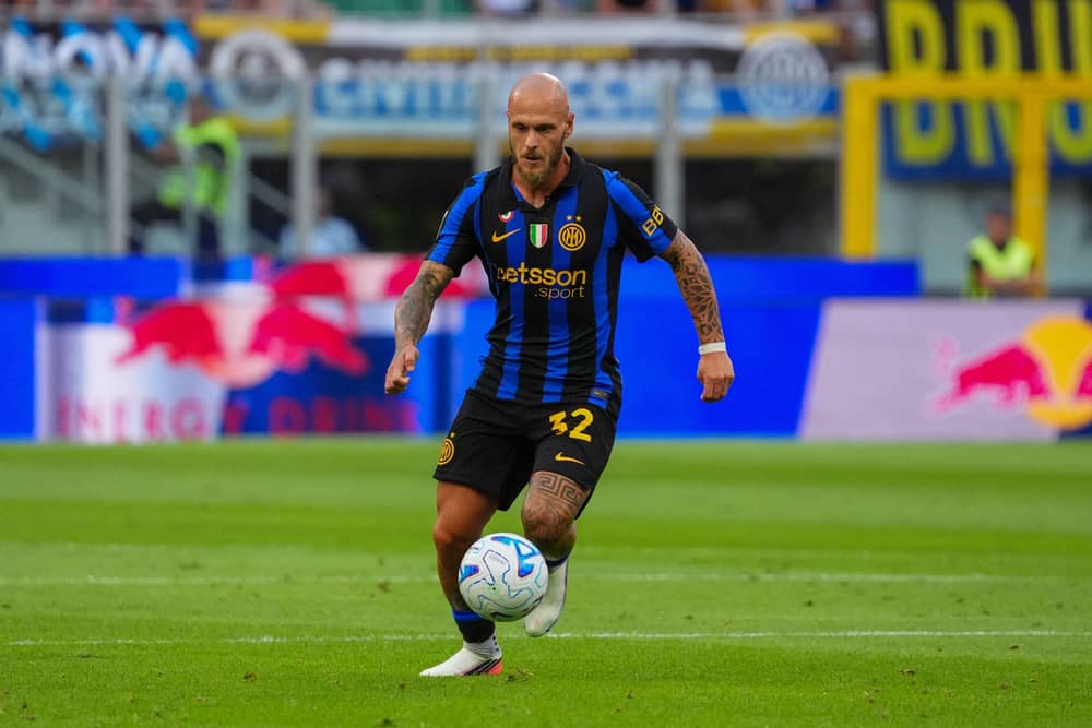 Photo: futbolcentroamerica.com Federico Dimarco Open to Joining FC Barcelona Amid Inter Milan Contract Standoff